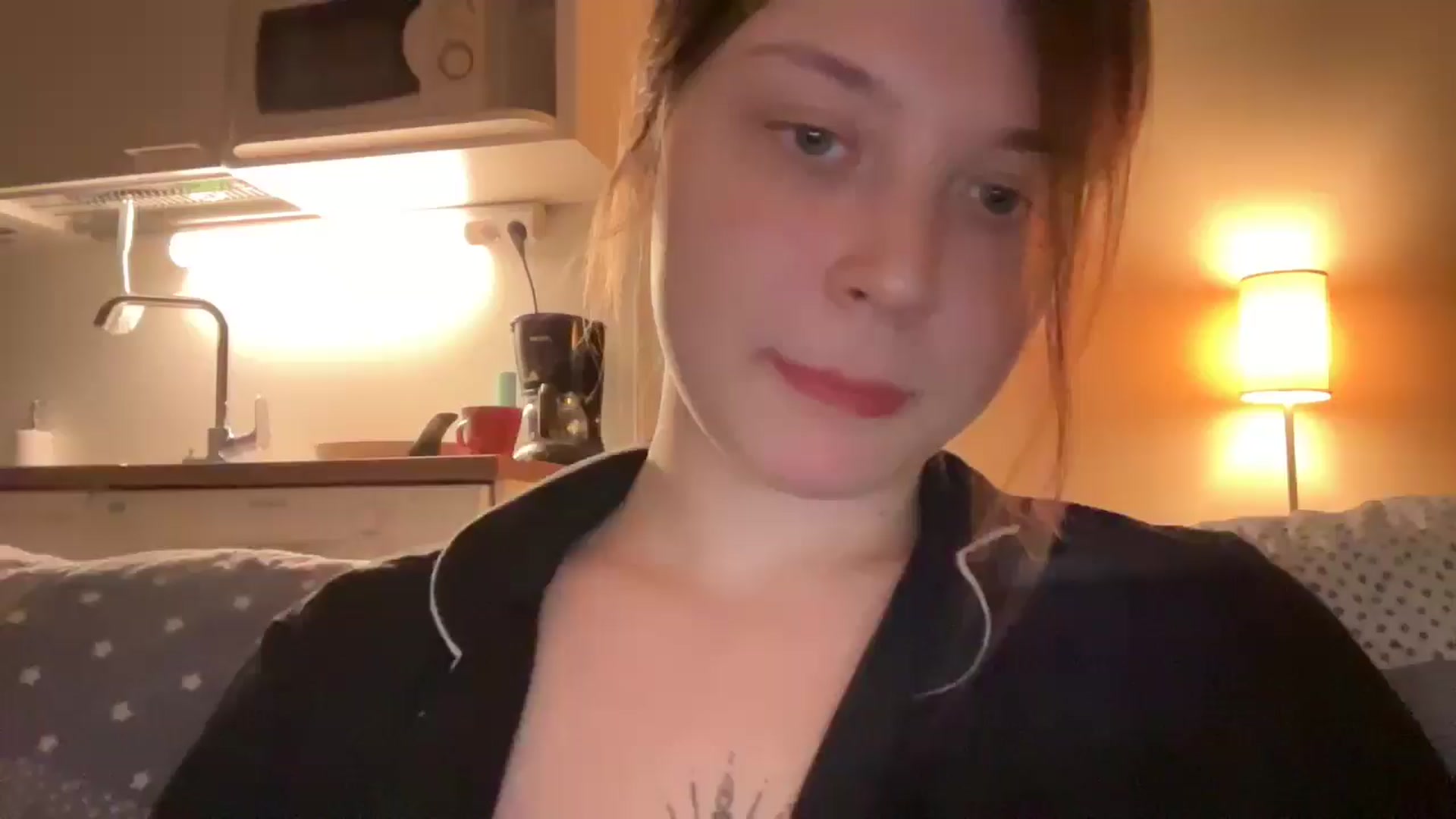 Gallery image thumbnail from BuckwheatLady's myfreecams stream on, 12/04/2025, 17:29 image 1 of 20