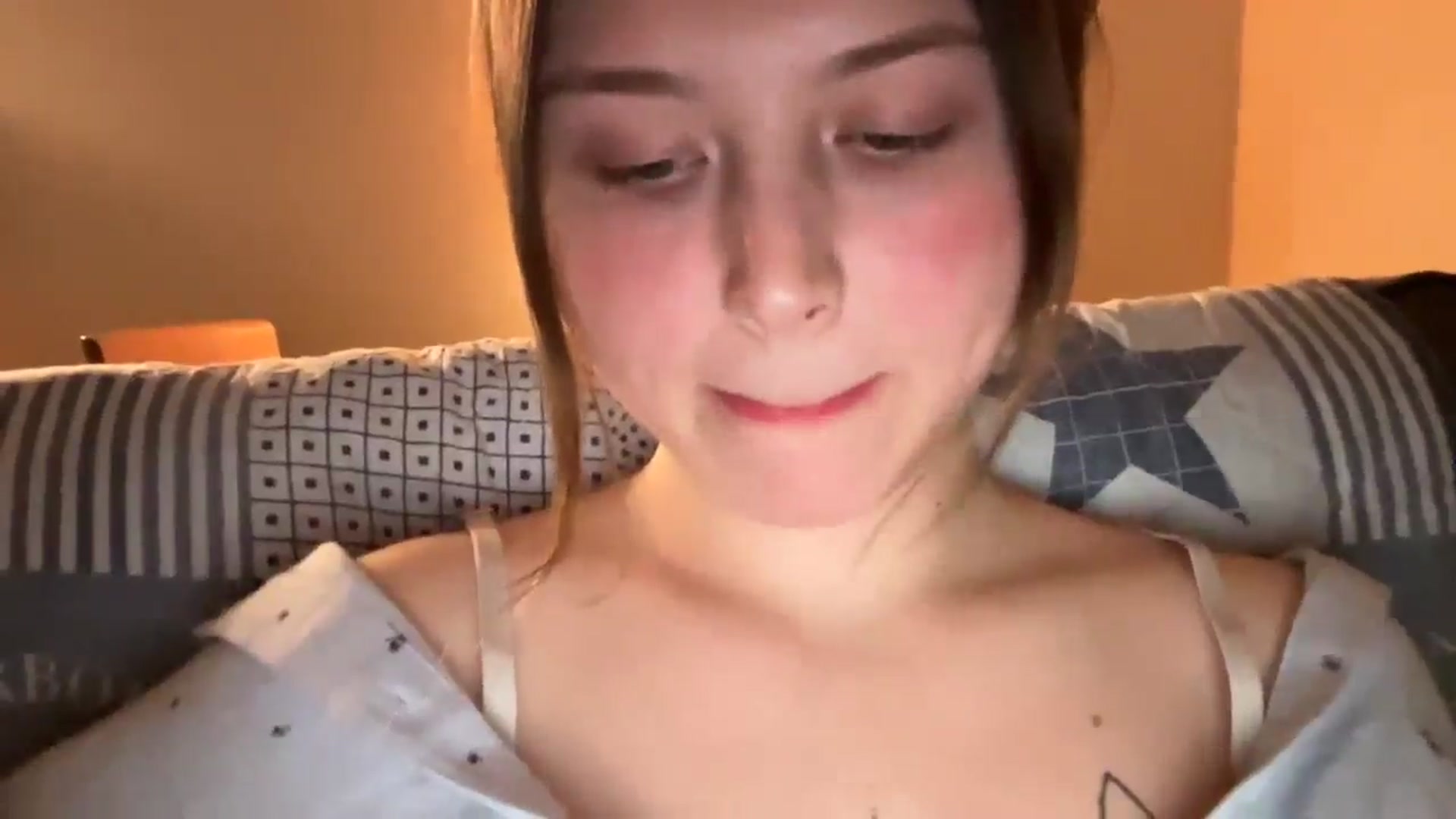 Gallery image thumbnail from BuckwheatLady's myfreecams stream on, 12/08/2025, 20:42 image 7 of 20