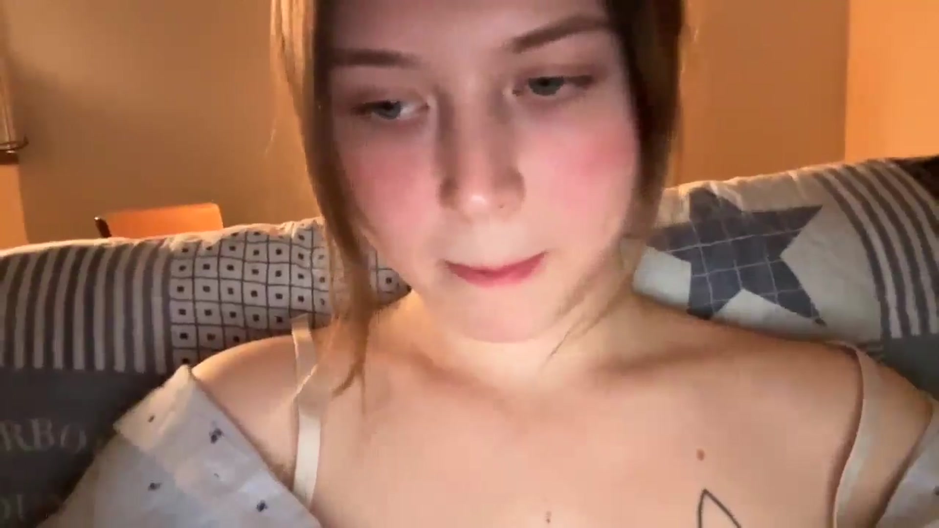 Gallery image thumbnail from BuckwheatLady's myfreecams stream on, 12/08/2025, 20:42 image 5 of 20