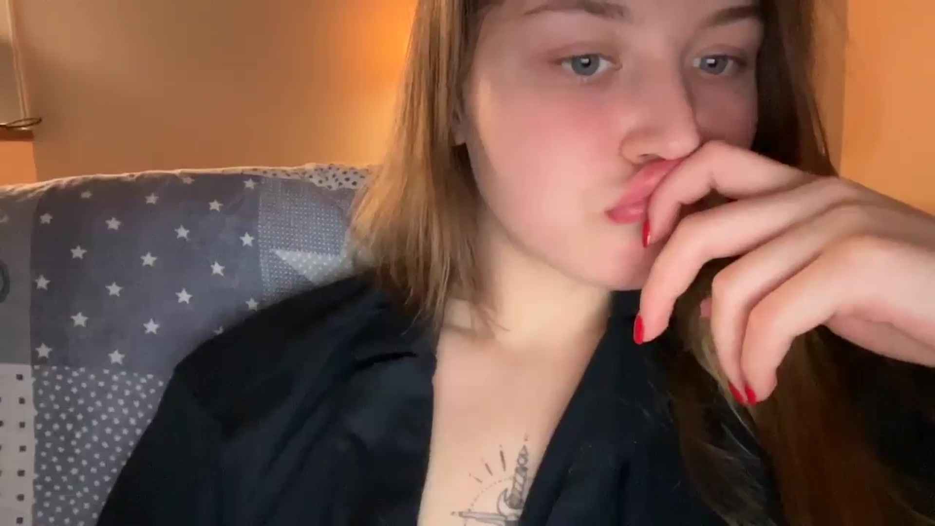 Gallery image thumbnail from BuckwheatLady's myfreecams stream on, 12/10/2025, 17:45 image 7 of 20