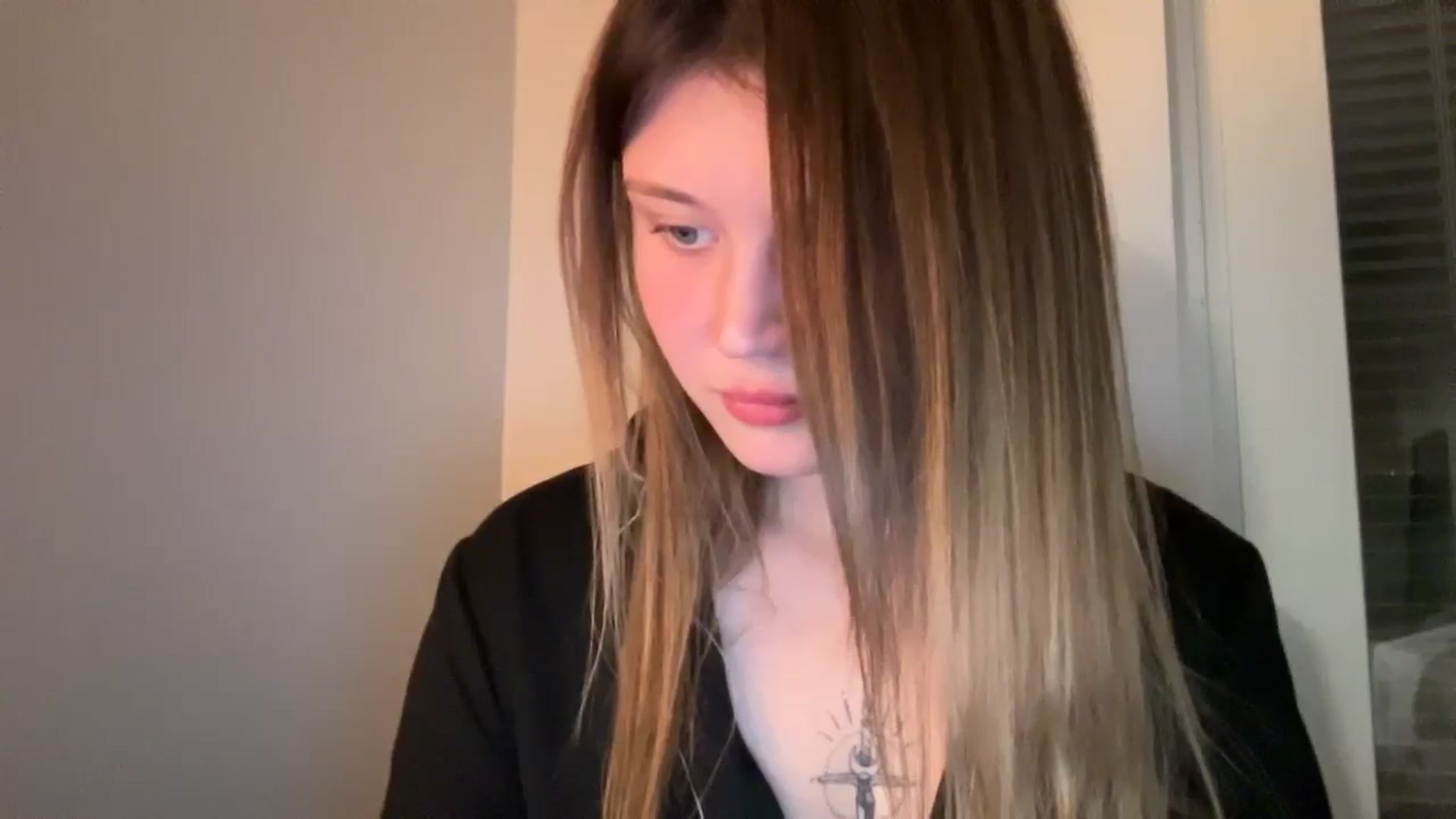 Gallery image thumbnail from BuckwheatLady's myfreecams stream on, 12/11/2025, 18:37 image 17 of 20