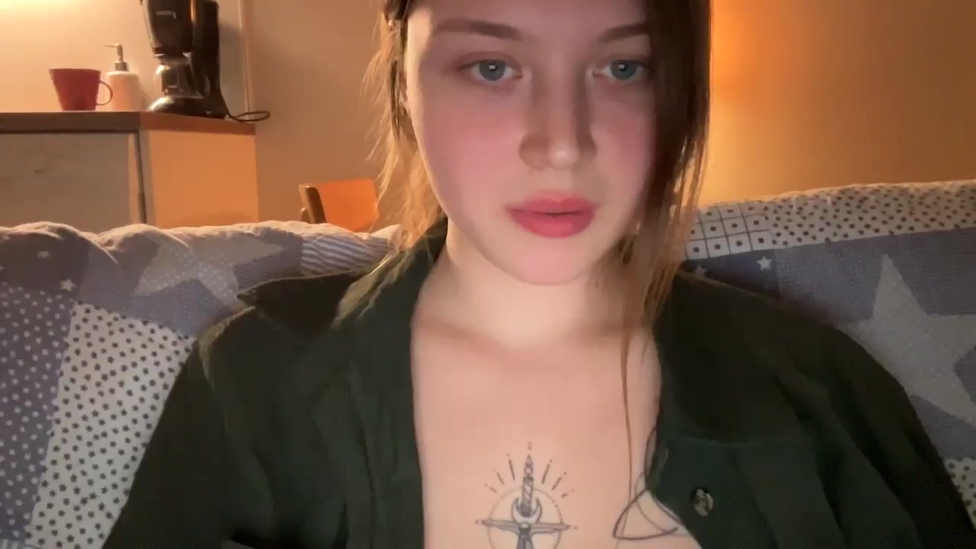Gallery image thumbnail from BuckwheatLady's myfreecams stream on, 12/12/2025, 20:04 image 4 of 20