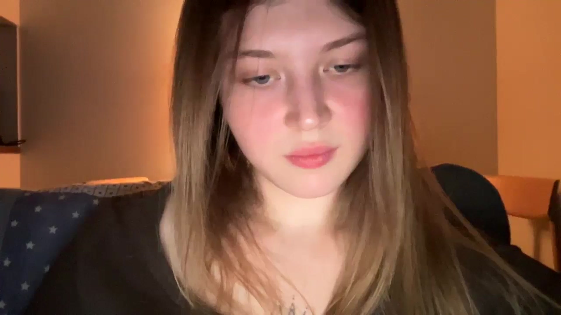 Gallery image thumbnail from BuckwheatLady's myfreecams stream on, 12/17/2025, 13:16 image 3 of 20