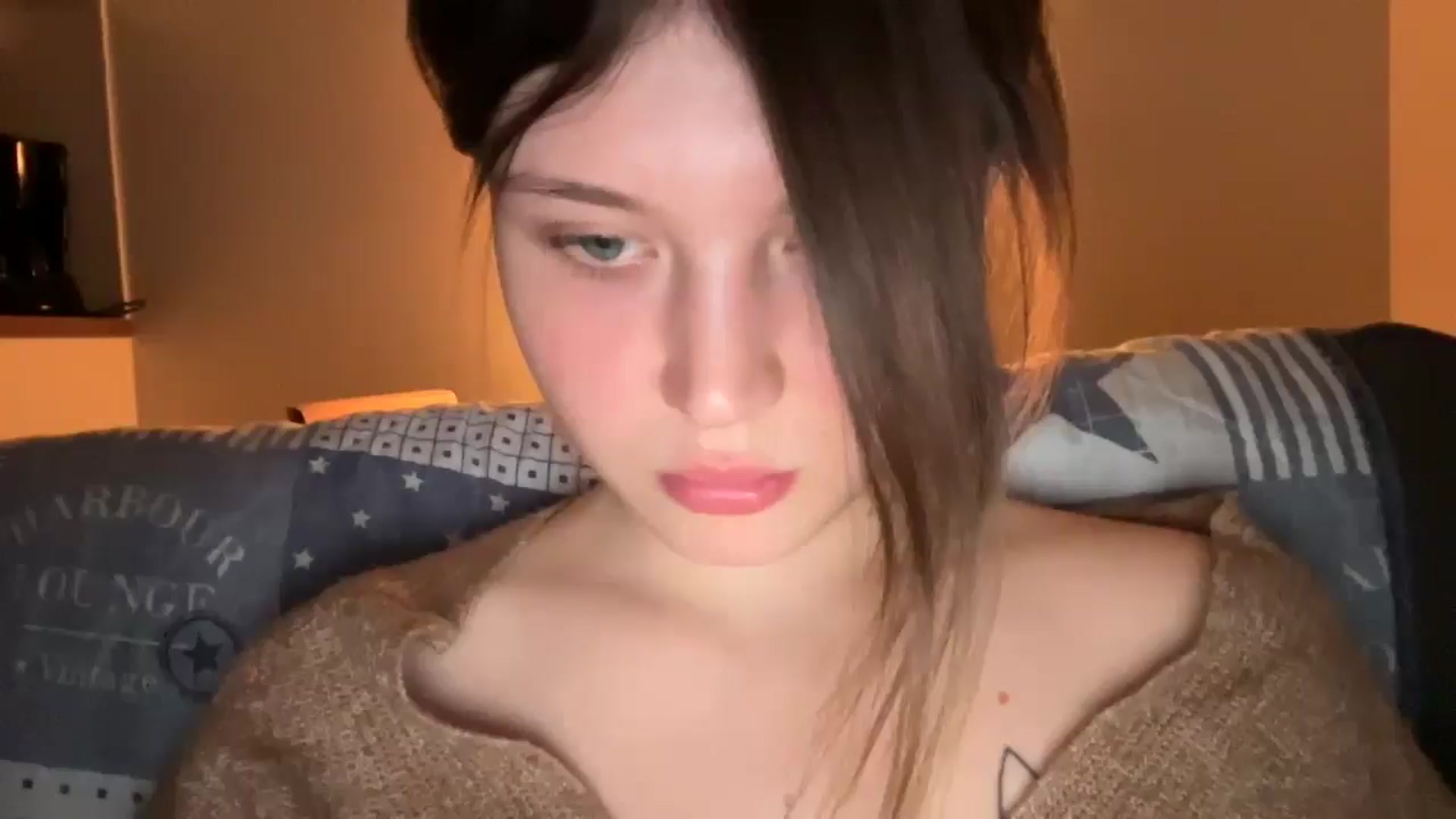 Gallery image thumbnail from BuckwheatLady's myfreecams stream on, 12/17/2025, 18:05 image 7 of 20