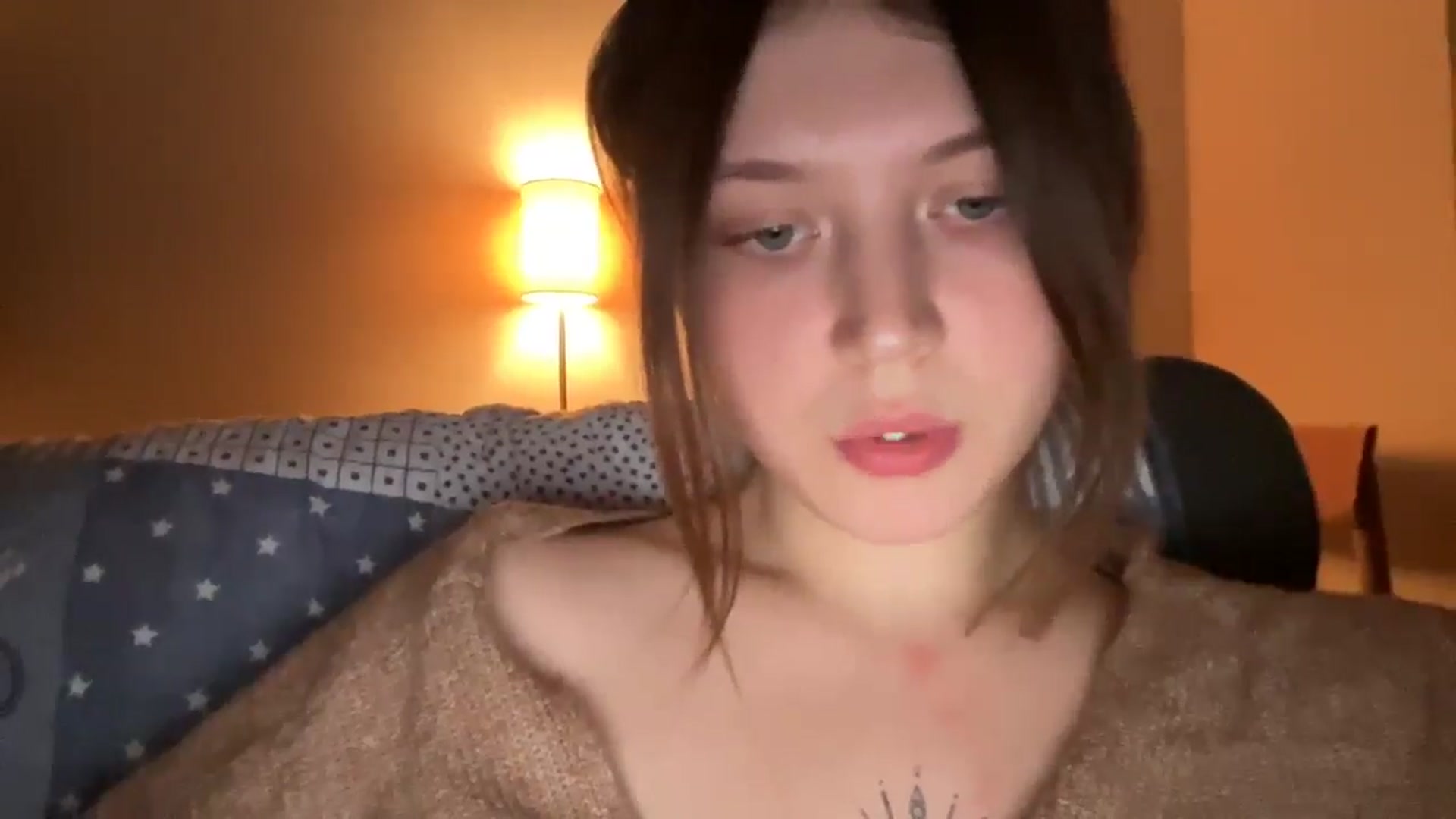 Gallery image thumbnail from BuckwheatLady's myfreecams stream on, 12/17/2025, 18:05 image 18 of 20