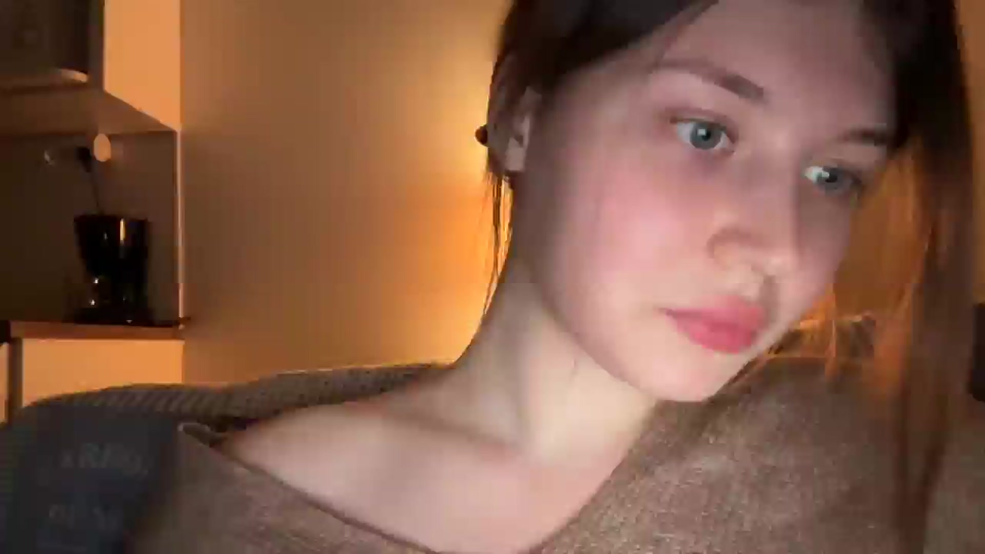 Gallery image thumbnail from BuckwheatLady's myfreecams stream on, 12/17/2025, 18:41 image 1 of 20