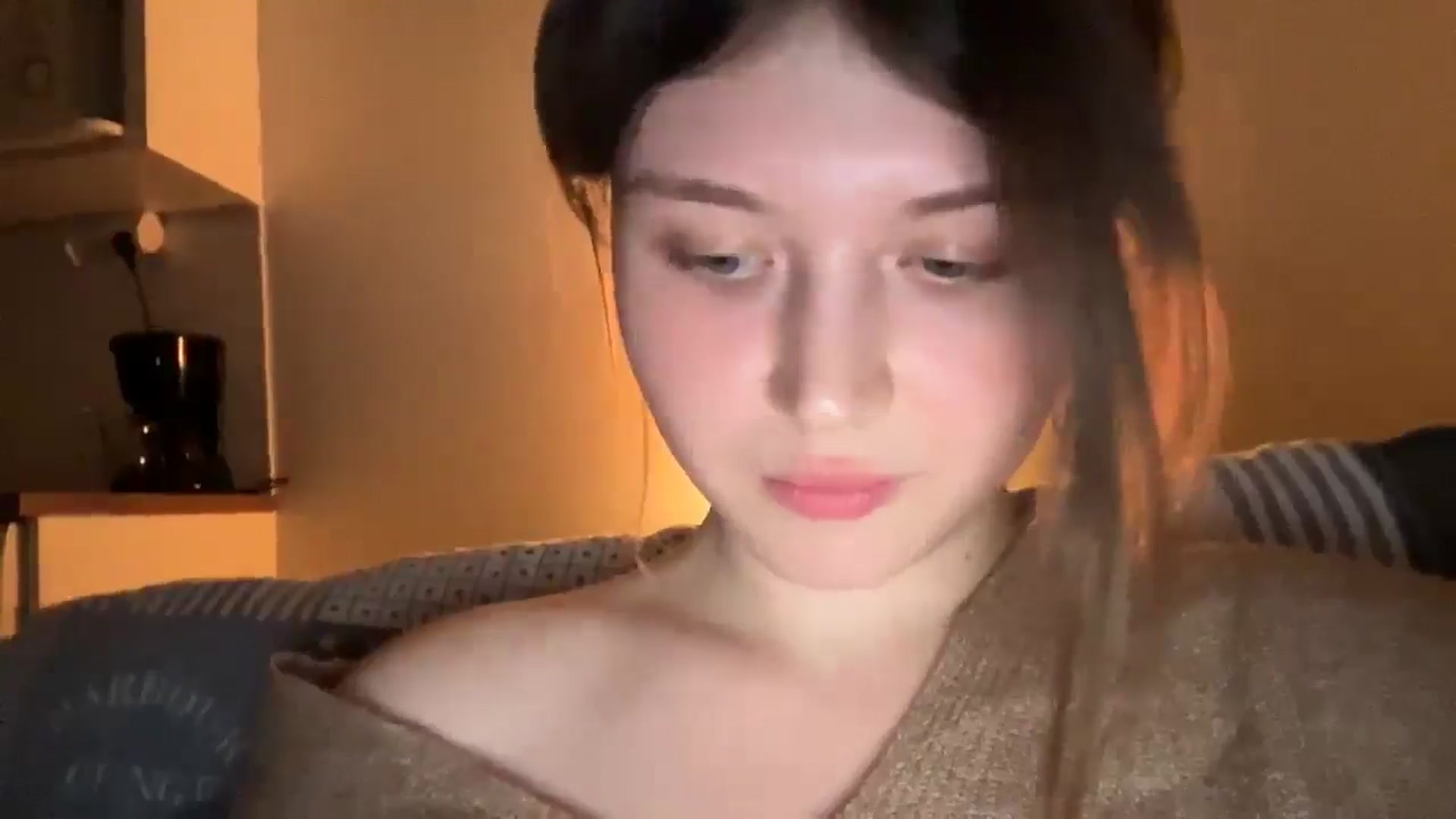 Gallery image thumbnail from BuckwheatLady's myfreecams stream on, 12/17/2025, 18:41 image 12 of 20