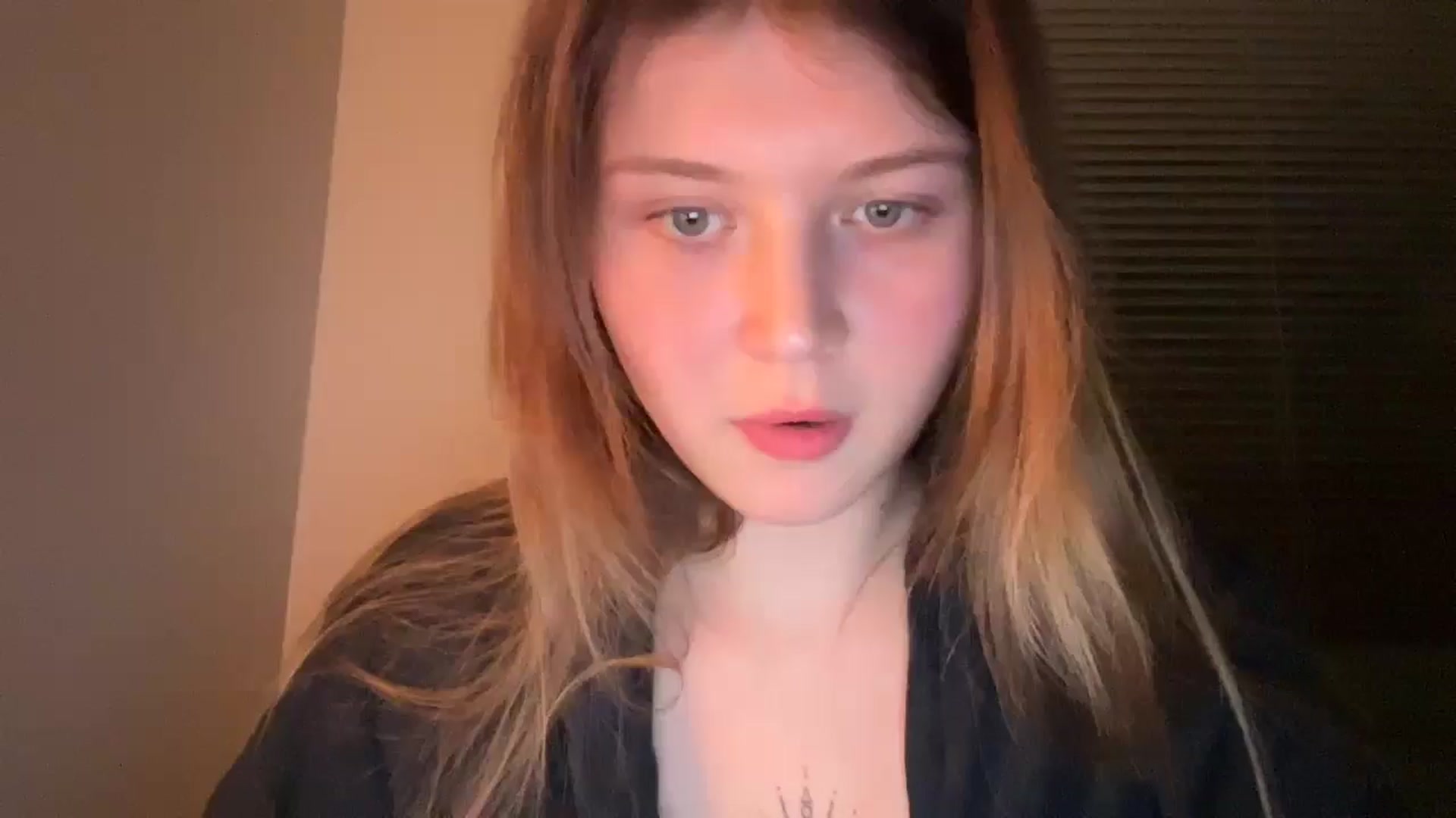 Gallery image thumbnail from BuckwheatLady's myfreecams stream on, 12/18/2025, 16:38 image 1 of 20