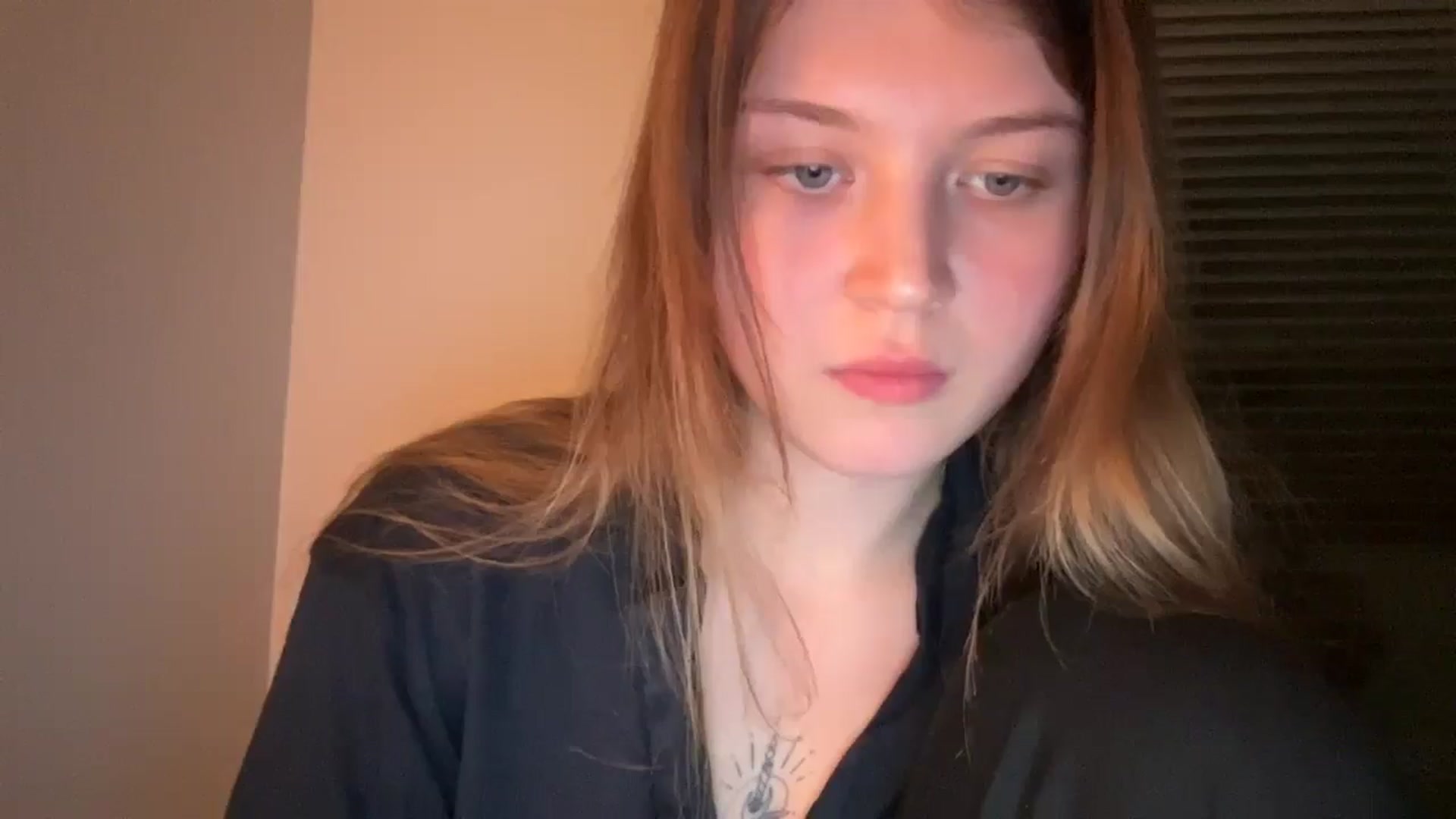 Gallery image thumbnail from BuckwheatLady's myfreecams stream on, 12/18/2025, 16:38 image 3 of 20