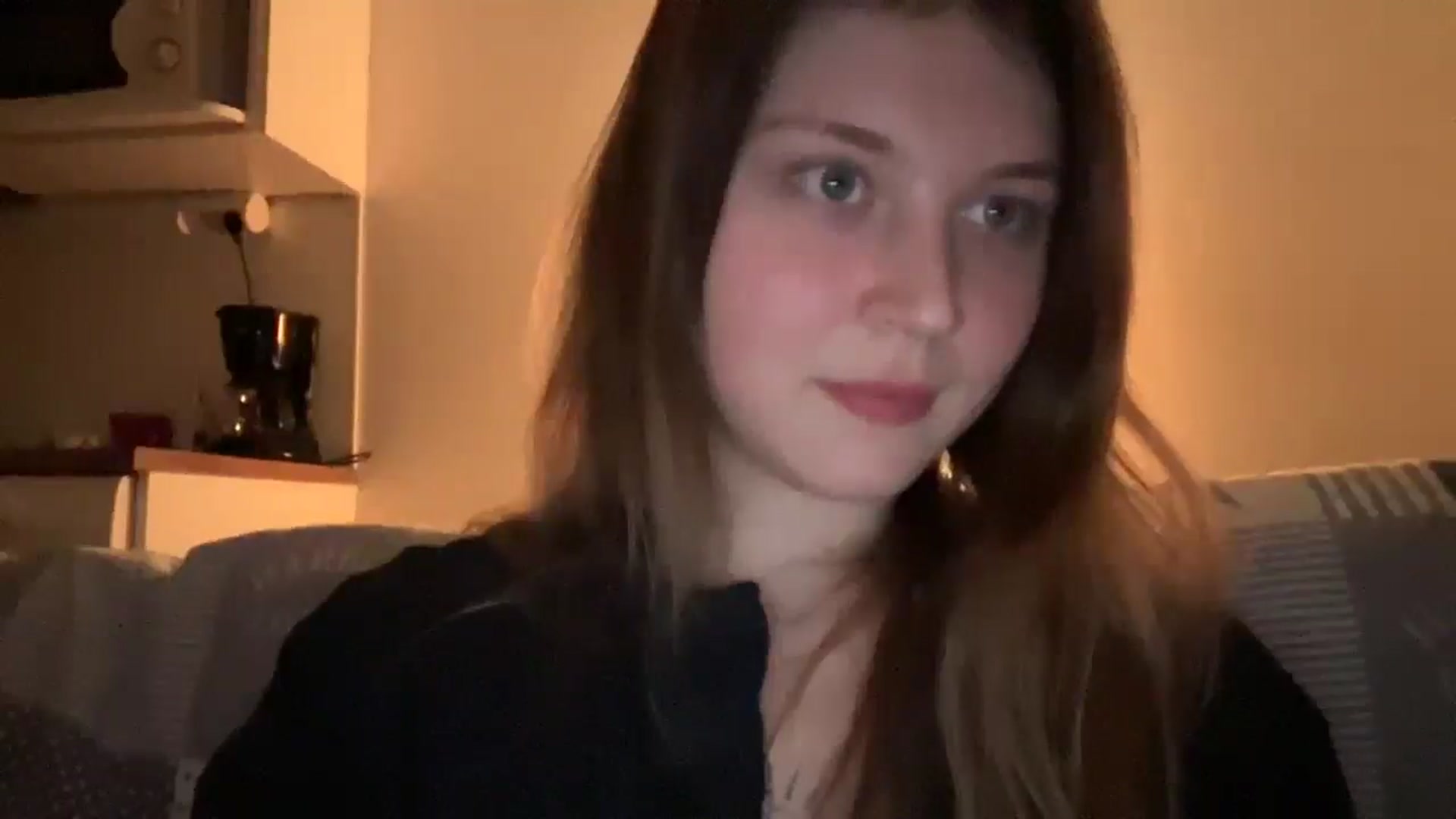 Gallery image thumbnail from BuckwheatLady's myfreecams stream on, 12/18/2025, 16:57 image 4 of 20