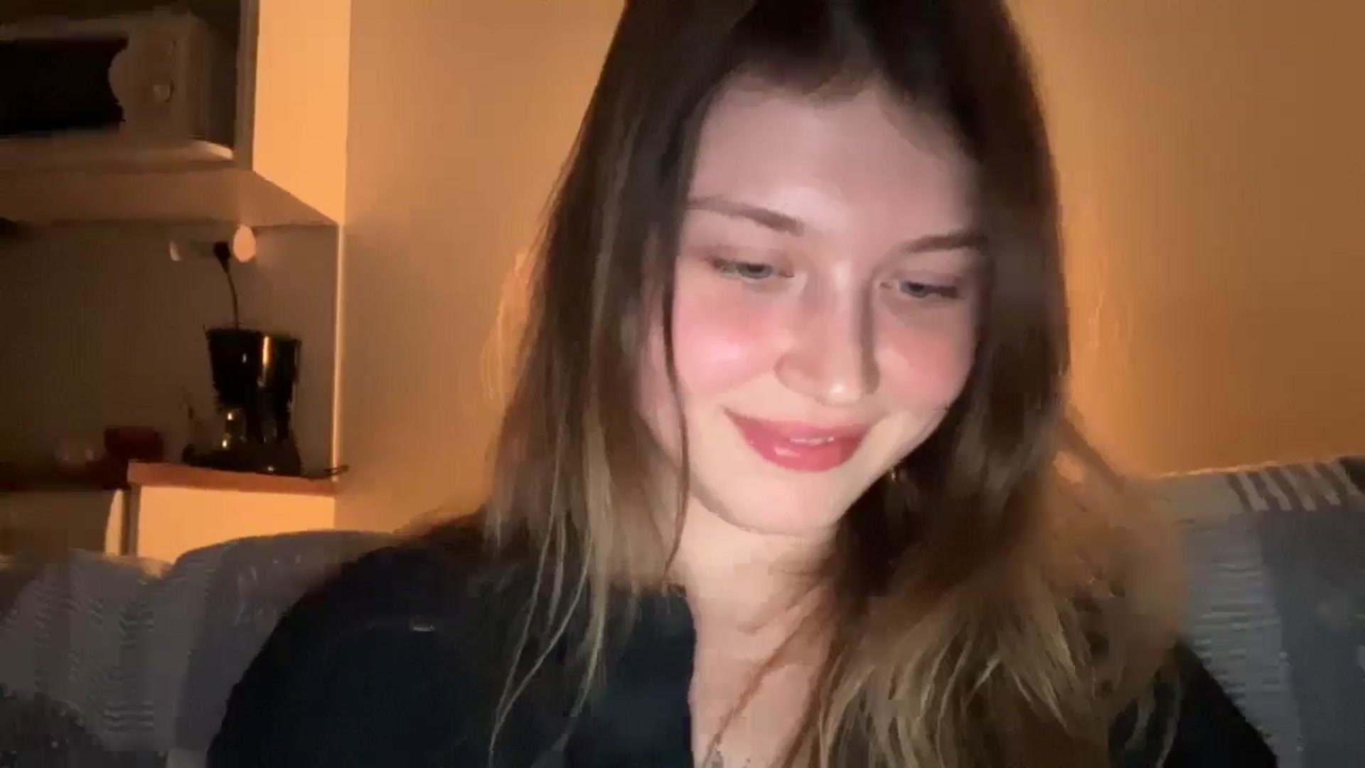 Gallery image thumbnail from BuckwheatLady's myfreecams stream on, 12/18/2025, 16:57 image 11 of 20