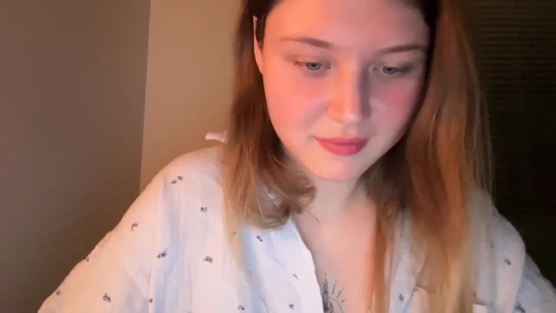Gallery image thumbnail from BuckwheatLady's myfreecams stream on, 12/20/2025, 17:16 image 14 of 20