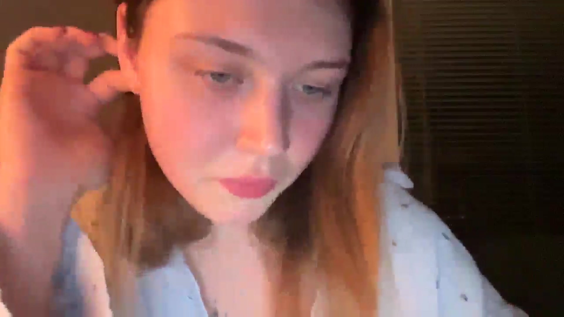 Gallery image thumbnail from BuckwheatLady's myfreecams stream on, 12/20/2025, 17:16 image 13 of 20