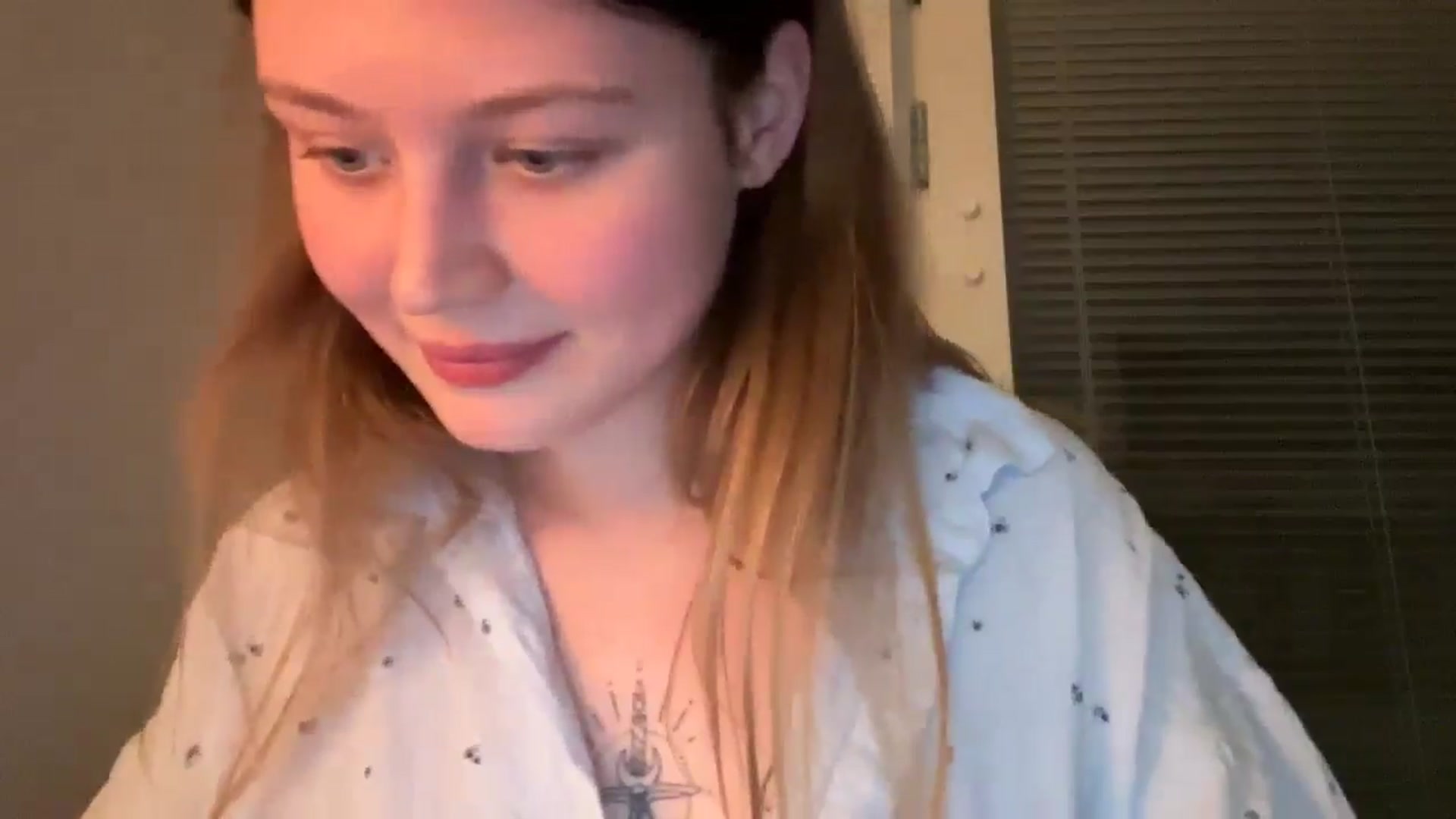 Gallery image thumbnail from BuckwheatLady's myfreecams stream on, 12/20/2025, 18:22 image 7 of 20