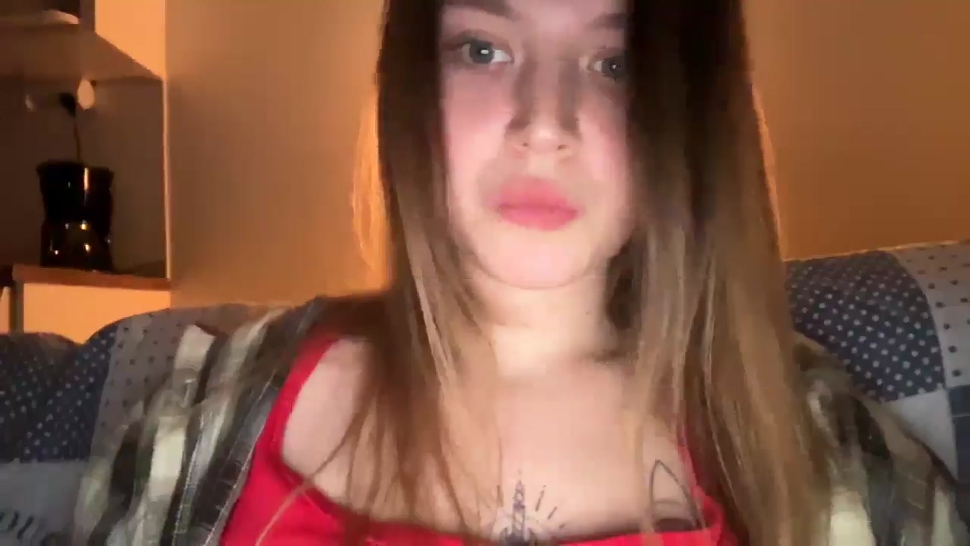 Gallery image thumbnail from BuckwheatLady's myfreecams stream on, 12/21/2025, 16:43 image 8 of 20