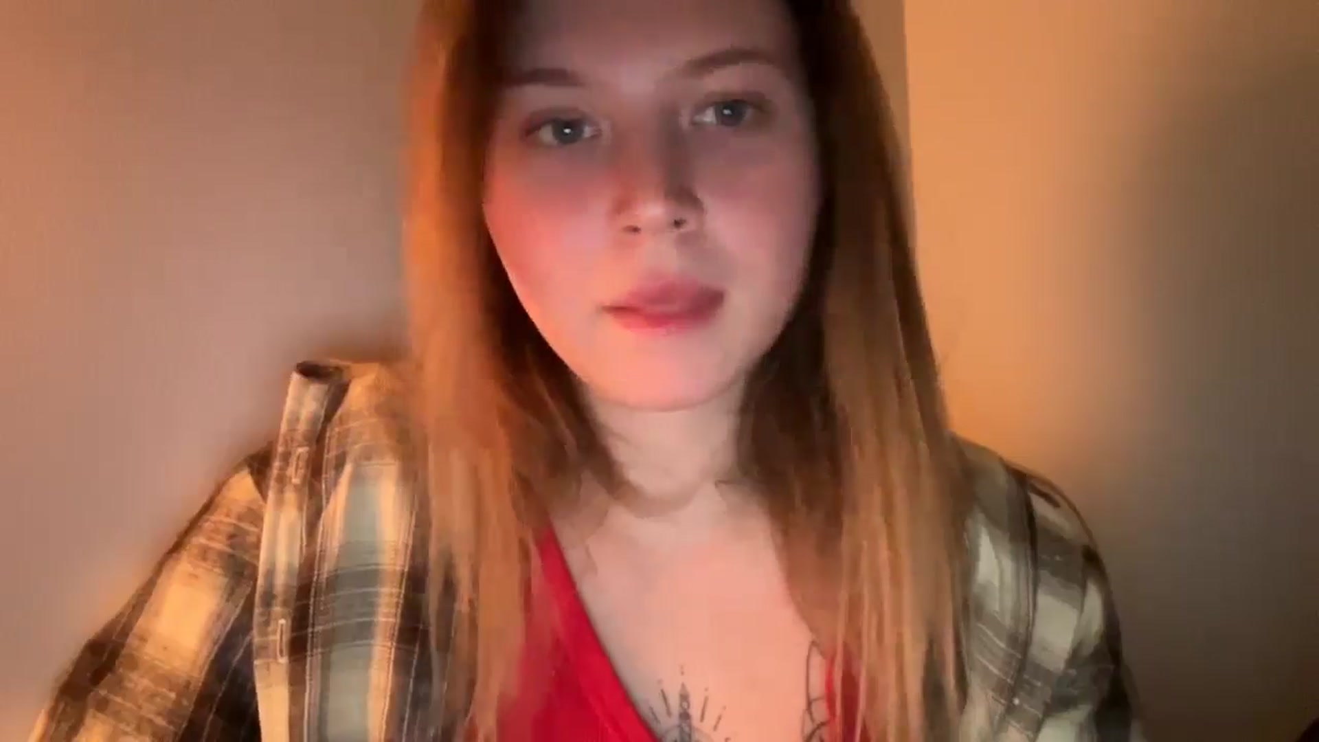 Gallery image thumbnail from BuckwheatLady's myfreecams stream on, 12/21/2025, 21:09 image 3 of 20