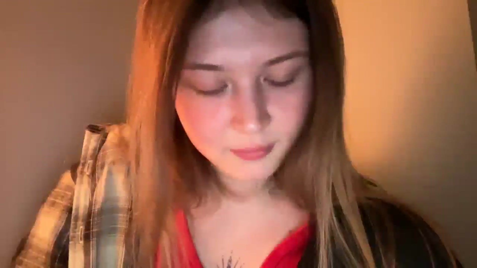 Gallery image thumbnail from BuckwheatLady's myfreecams stream on, 12/21/2025, 21:09 image 5 of 20