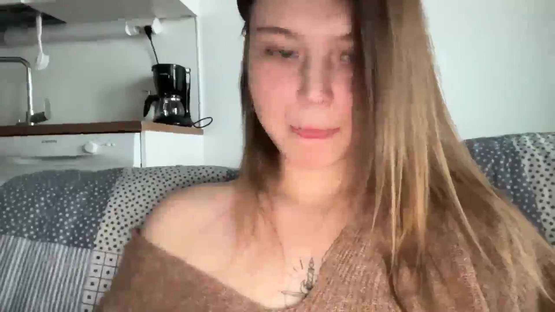 Gallery image thumbnail from BuckwheatLady's myfreecams stream on, 12/23/2025, 12:32 image 3 of 20