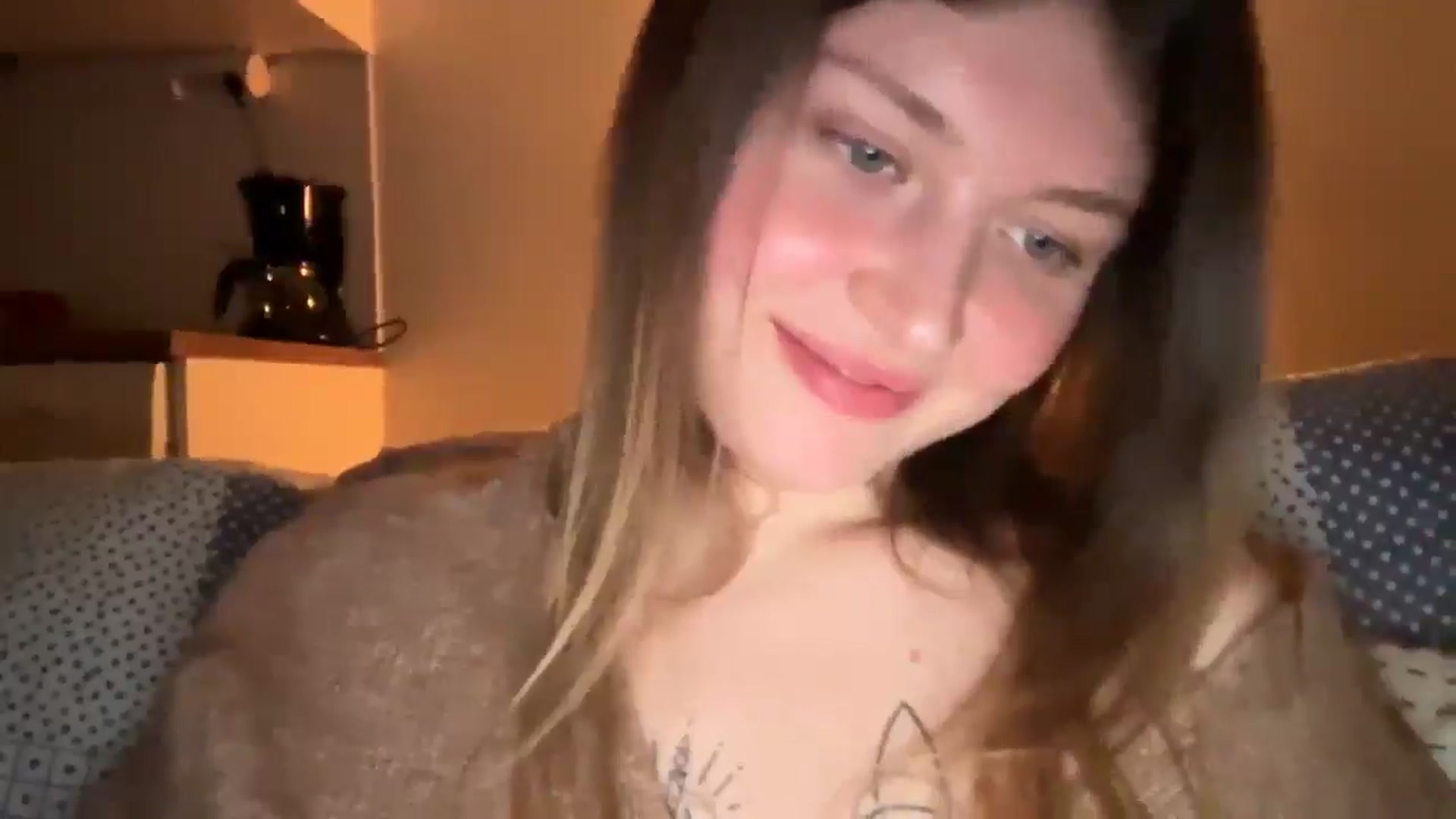 Gallery image thumbnail from BuckwheatLady's myfreecams stream on, 12/23/2025, 18:12 image 12 of 20