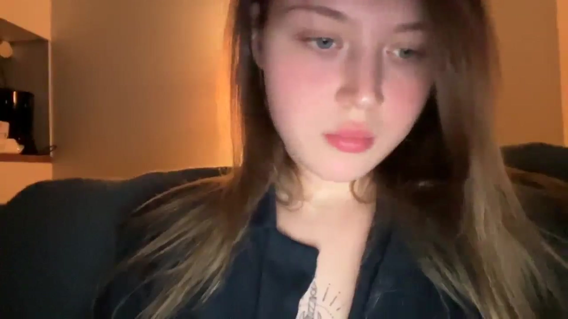 Gallery image thumbnail from BuckwheatLady's myfreecams stream on, 12/27/2025, 20:54 image 18 of 20