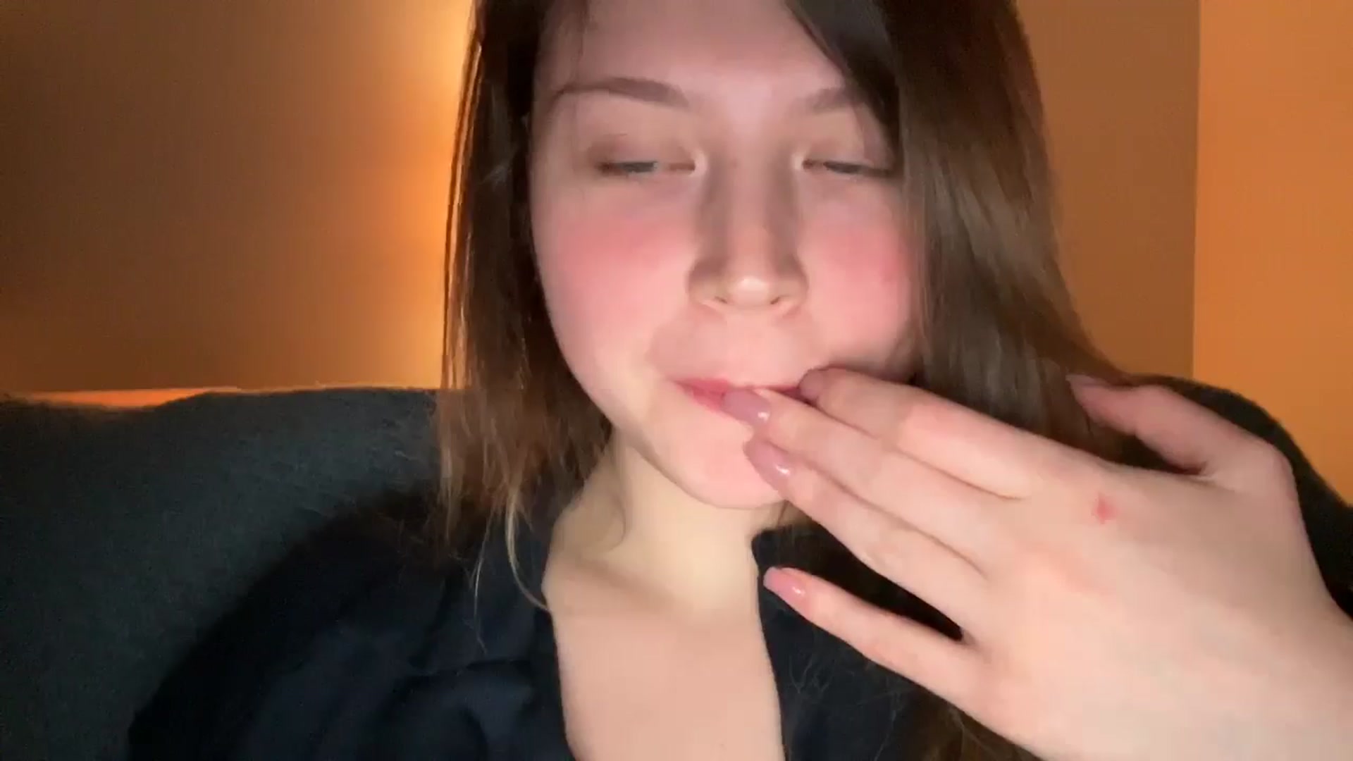 Gallery image thumbnail from BuckwheatLady's myfreecams stream on, 12/27/2025, 20:54 image 6 of 20