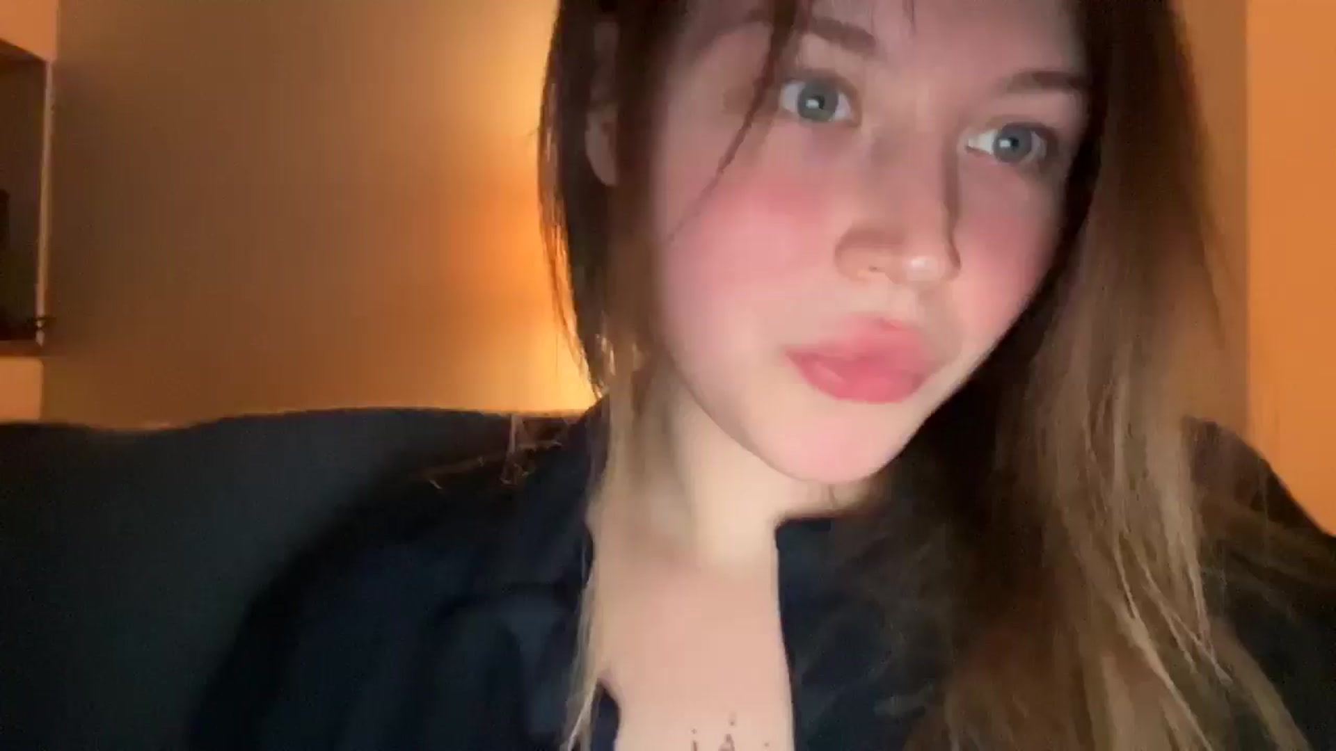 Gallery image thumbnail from BuckwheatLady's myfreecams stream on, 12/27/2025, 20:54 image 1 of 20