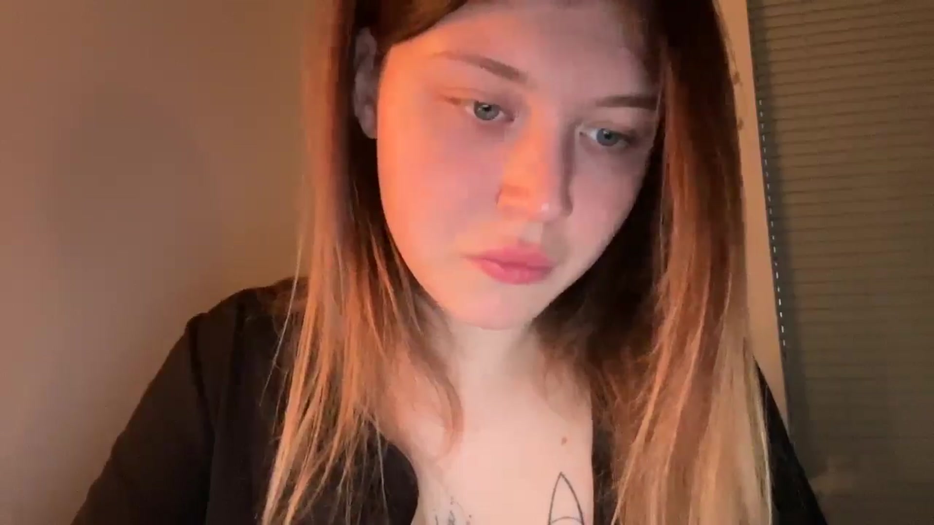 Gallery image thumbnail from BuckwheatLady's myfreecams stream on, 12/28/2025, 06:55 image 19 of 20
