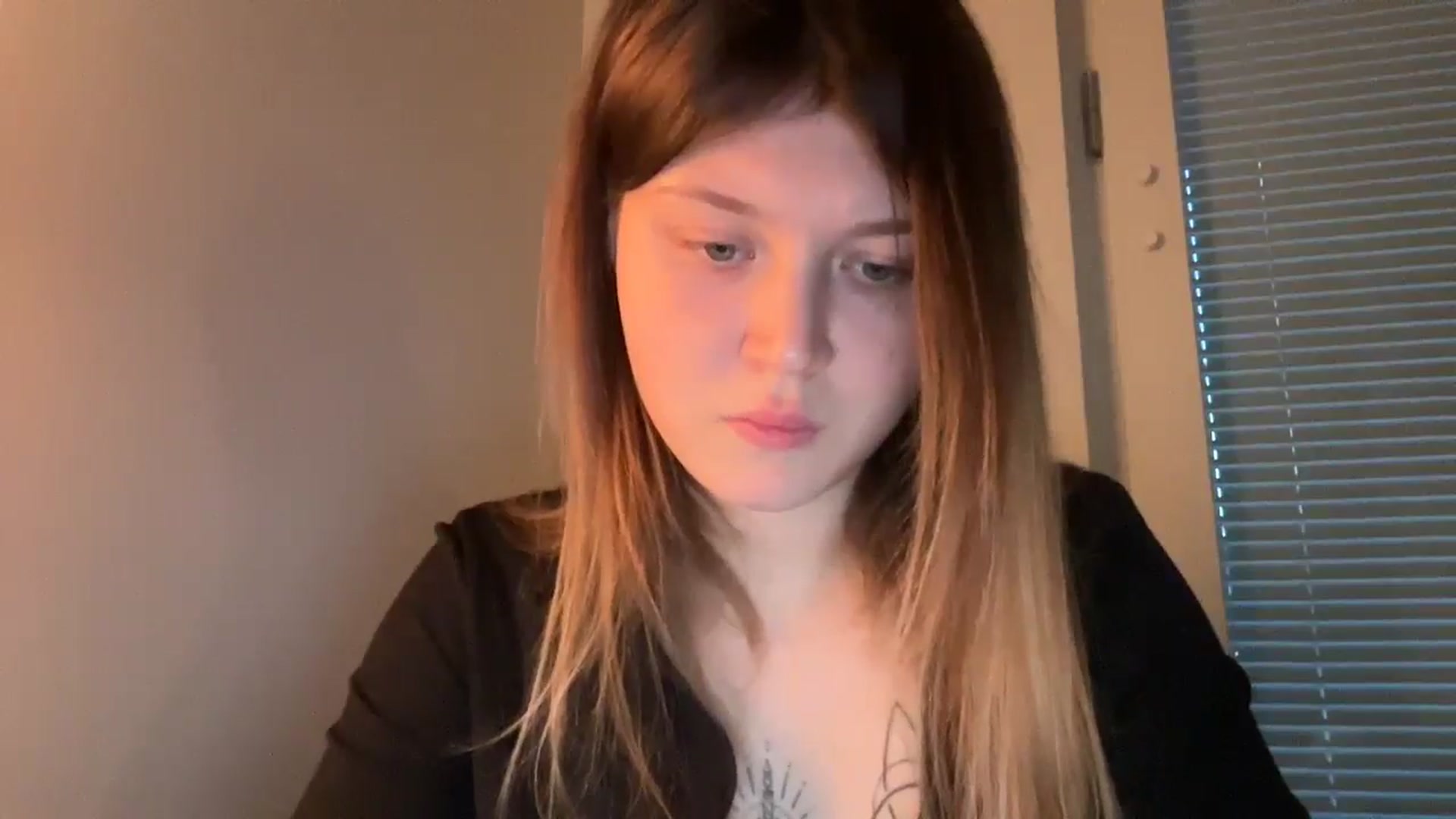 Gallery image thumbnail from BuckwheatLady's myfreecams stream on, 12/28/2025, 07:20 image 19 of 20