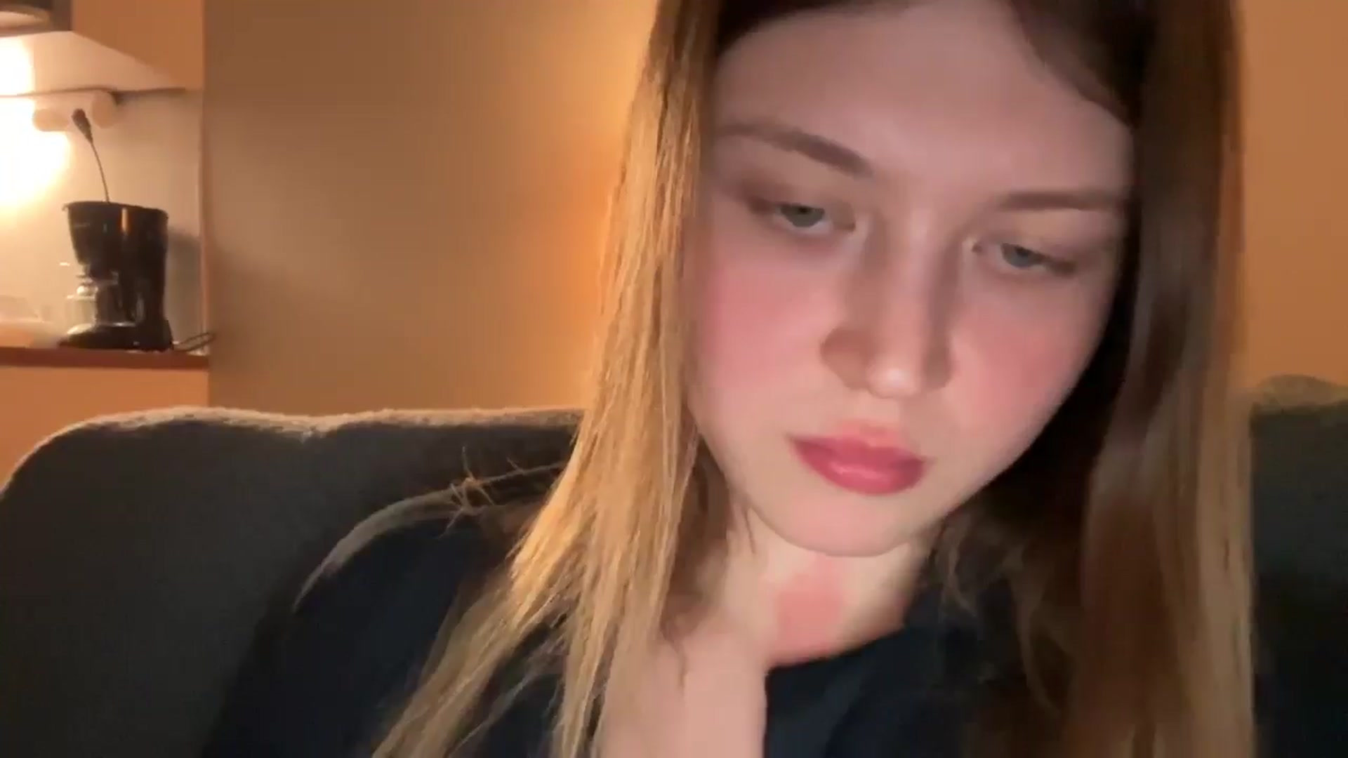 Gallery image thumbnail from BuckwheatLady's myfreecams stream on, 12/28/2025, 17:59 image 5 of 20