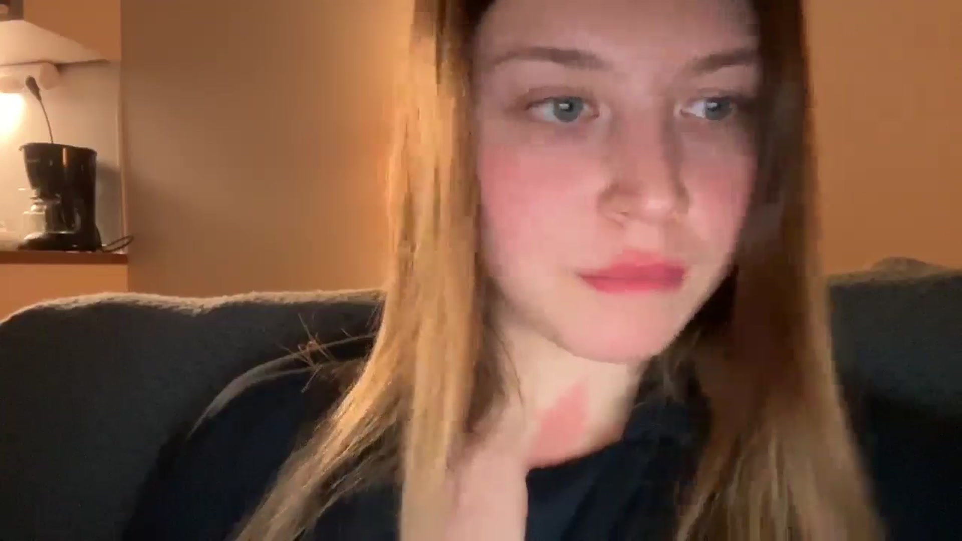 Gallery image thumbnail from BuckwheatLady's myfreecams stream on, 12/28/2025, 17:59 image 4 of 20