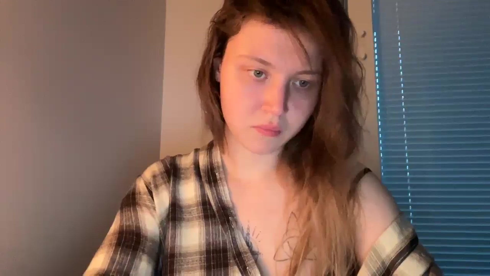 Gallery image thumbnail from BuckwheatLady's myfreecams stream on, 12/29/2025, 14:11 image 2 of 20