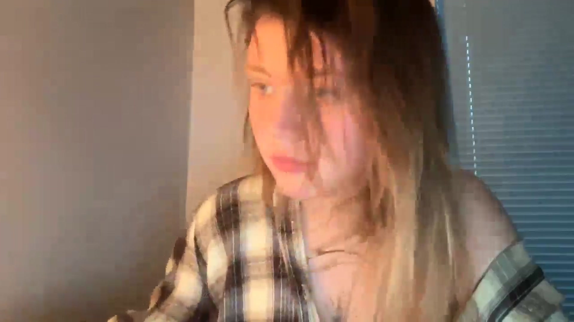 Gallery image thumbnail from BuckwheatLady's myfreecams stream on, 12/29/2025, 14:11 image 6 of 20