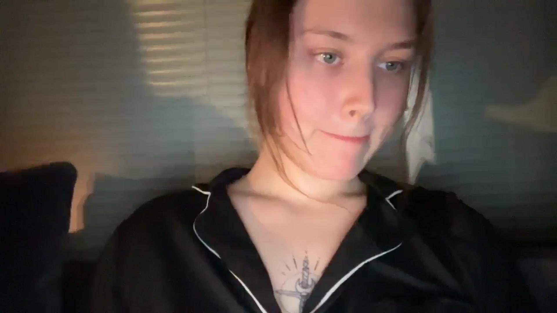 Gallery image thumbnail from BuckwheatLady's myfreecams stream on, 01/04/2026, 15:20 image 19 of 20