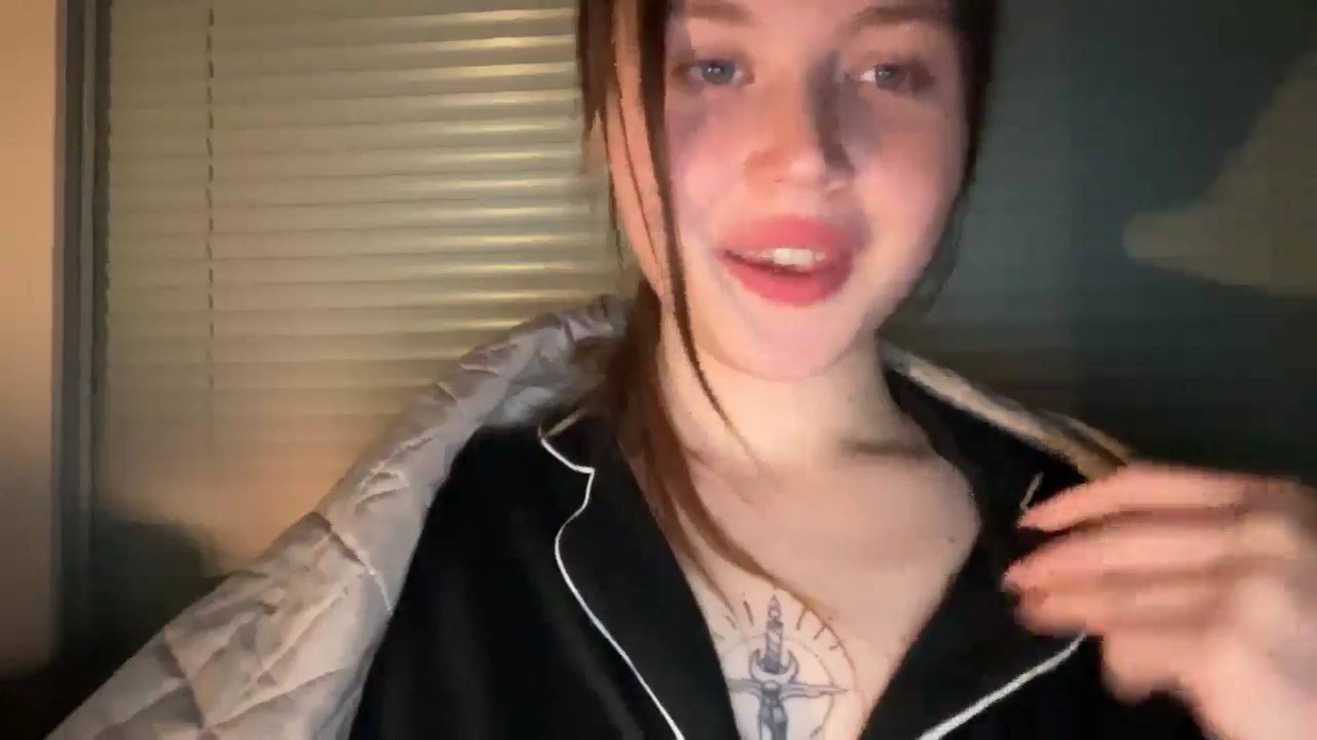 Gallery image thumbnail from BuckwheatLady's myfreecams stream on, 01/04/2026, 19:01 image 19 of 20