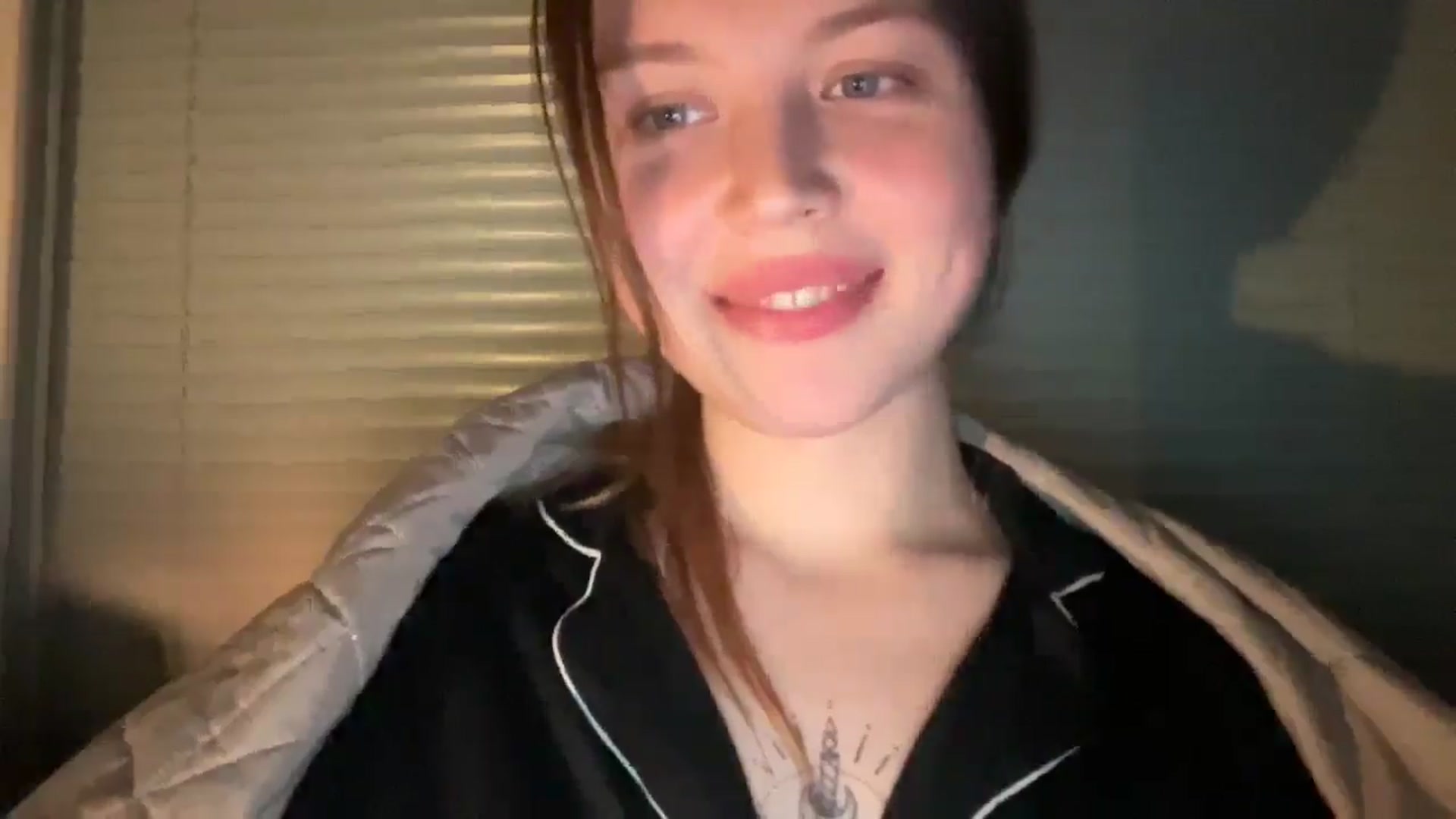 Gallery image thumbnail from BuckwheatLady's myfreecams stream on, 01/04/2026, 19:01 image 7 of 20