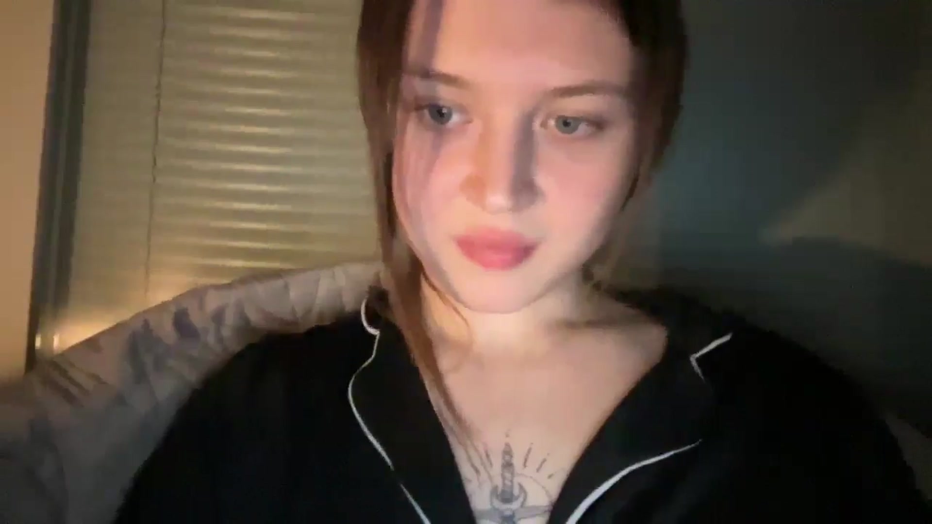 Gallery image thumbnail from BuckwheatLady's myfreecams stream on, 01/04/2026, 20:39 image 5 of 20