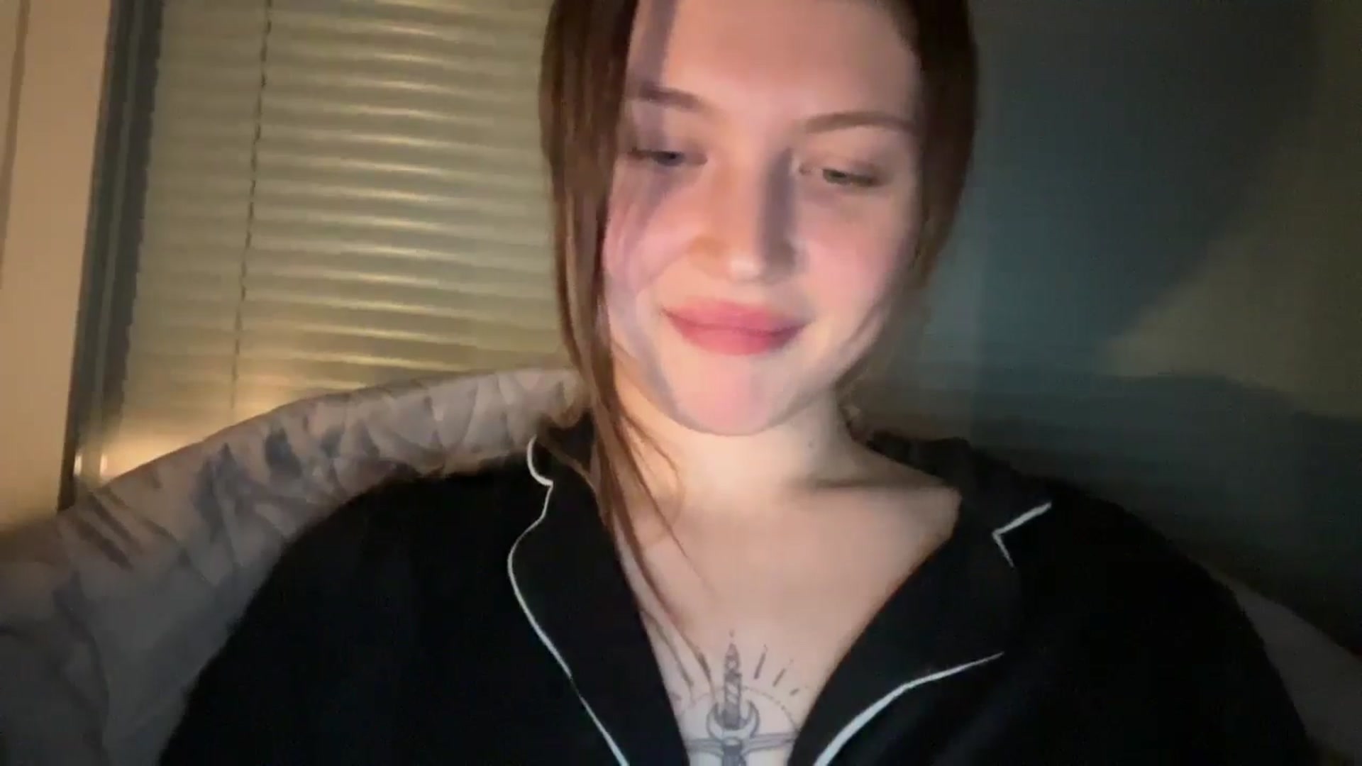 Gallery image thumbnail from BuckwheatLady's myfreecams stream on, 01/04/2026, 20:39 image 7 of 20
