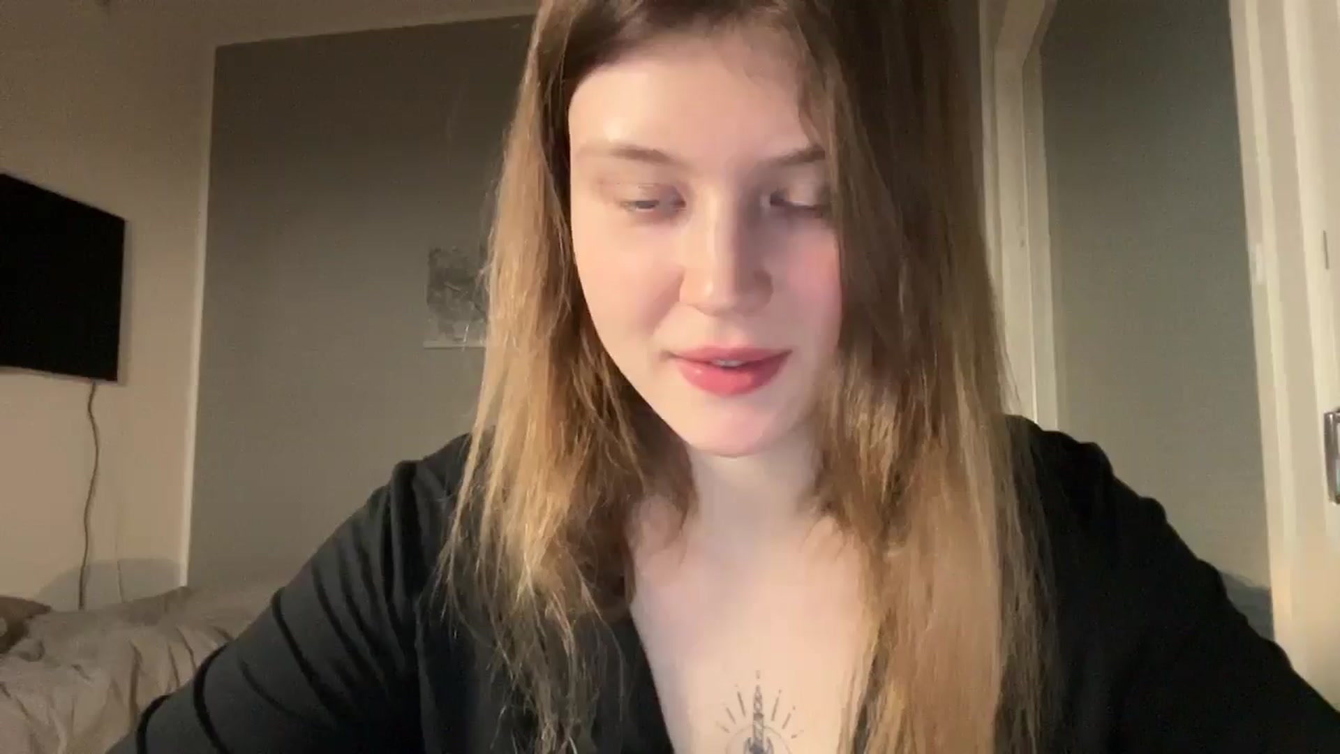 Gallery image thumbnail from BuckwheatLady's myfreecams stream on, 01/10/2026, 18:15 image 7 of 20
