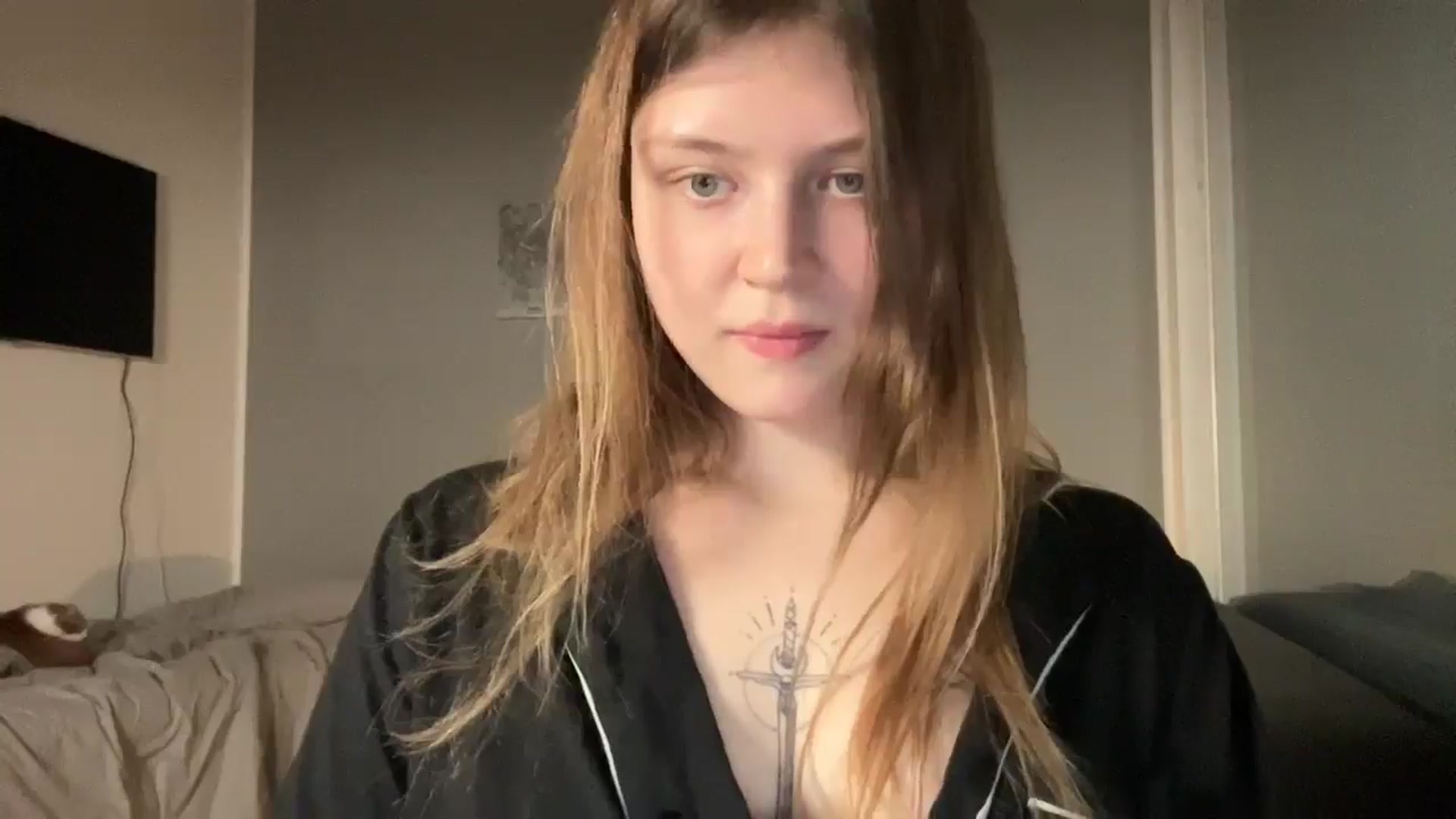 Gallery image thumbnail from BuckwheatLady's myfreecams stream on, 01/10/2026, 18:15 image 19 of 20