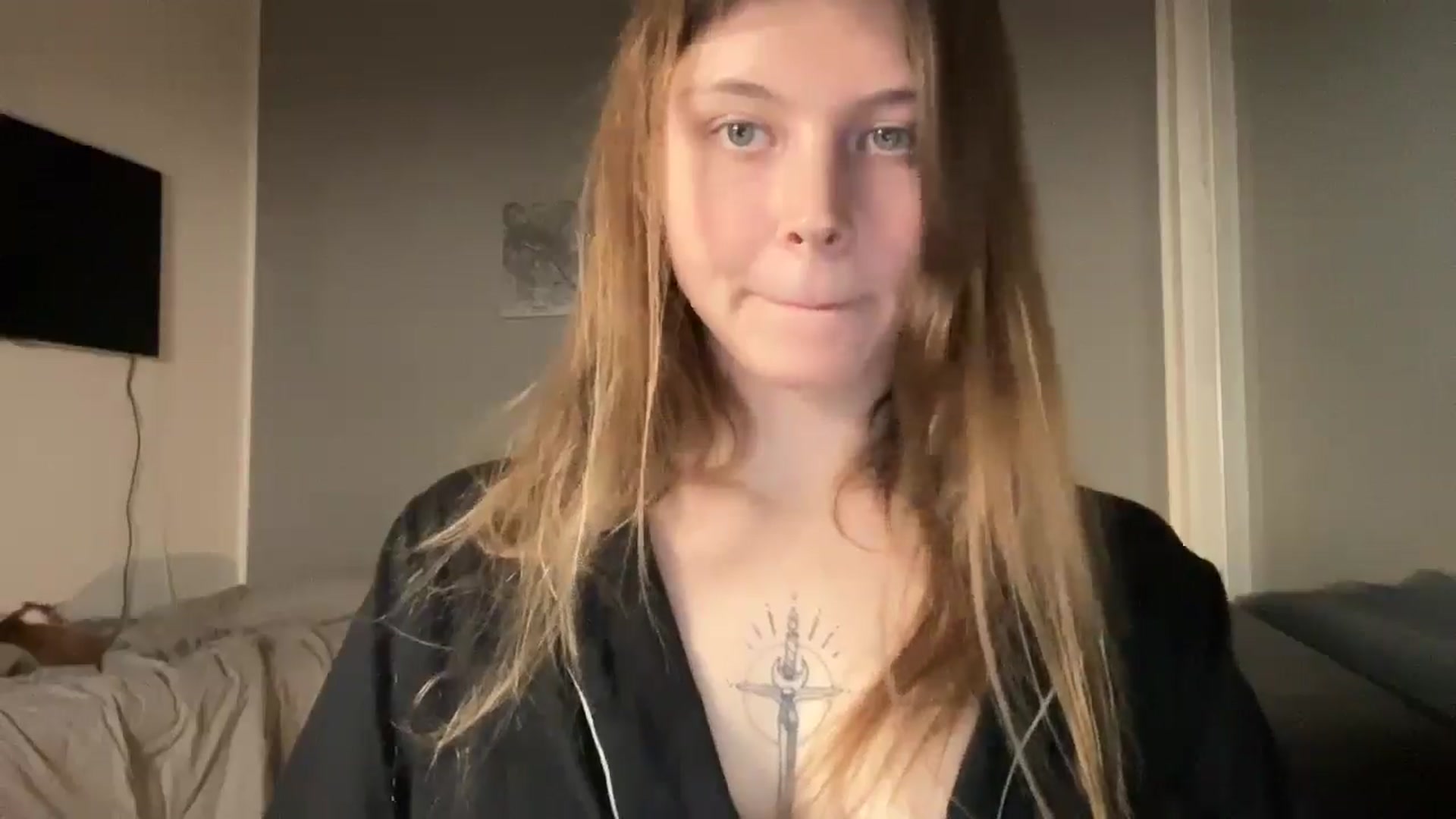 Gallery image thumbnail from BuckwheatLady's myfreecams stream on, 01/10/2026, 18:15 image 17 of 20