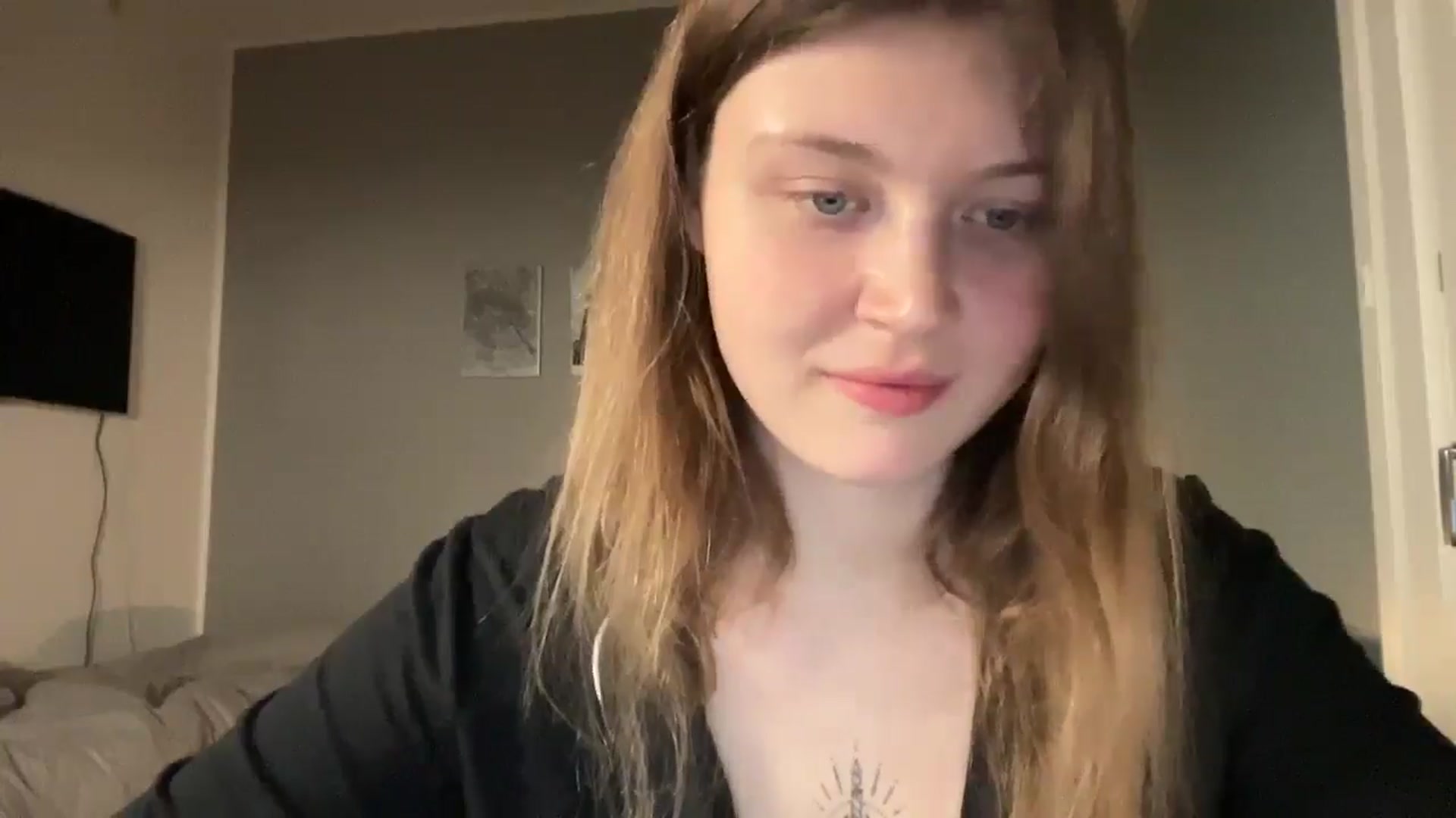 Gallery image thumbnail from BuckwheatLady's myfreecams stream on, 01/10/2026, 18:15 image 13 of 20