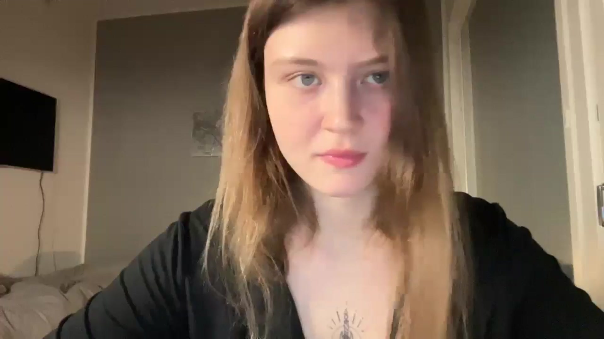 Gallery image thumbnail from BuckwheatLady's myfreecams stream on, 01/10/2026, 18:15 image 8 of 20