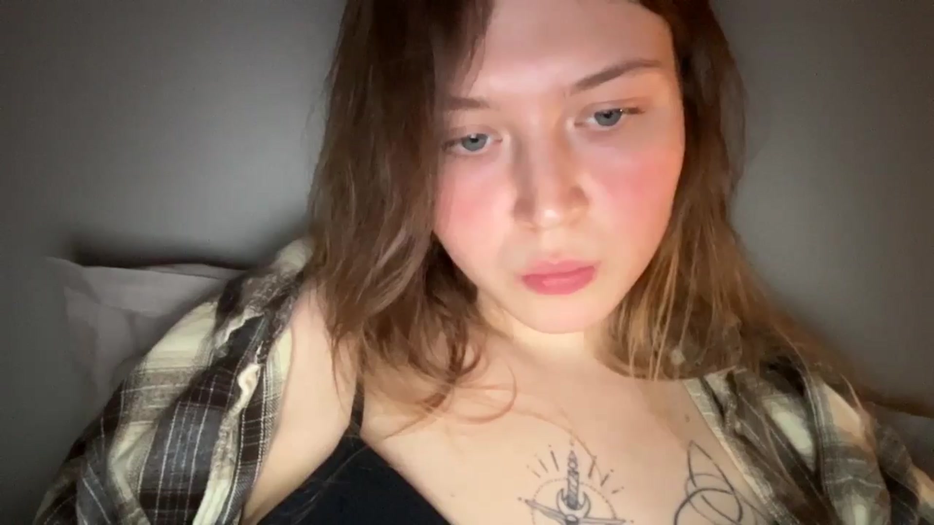 Gallery image thumbnail from BuckwheatLady's myfreecams stream on, 01/11/2026, 21:08 image 10 of 20
