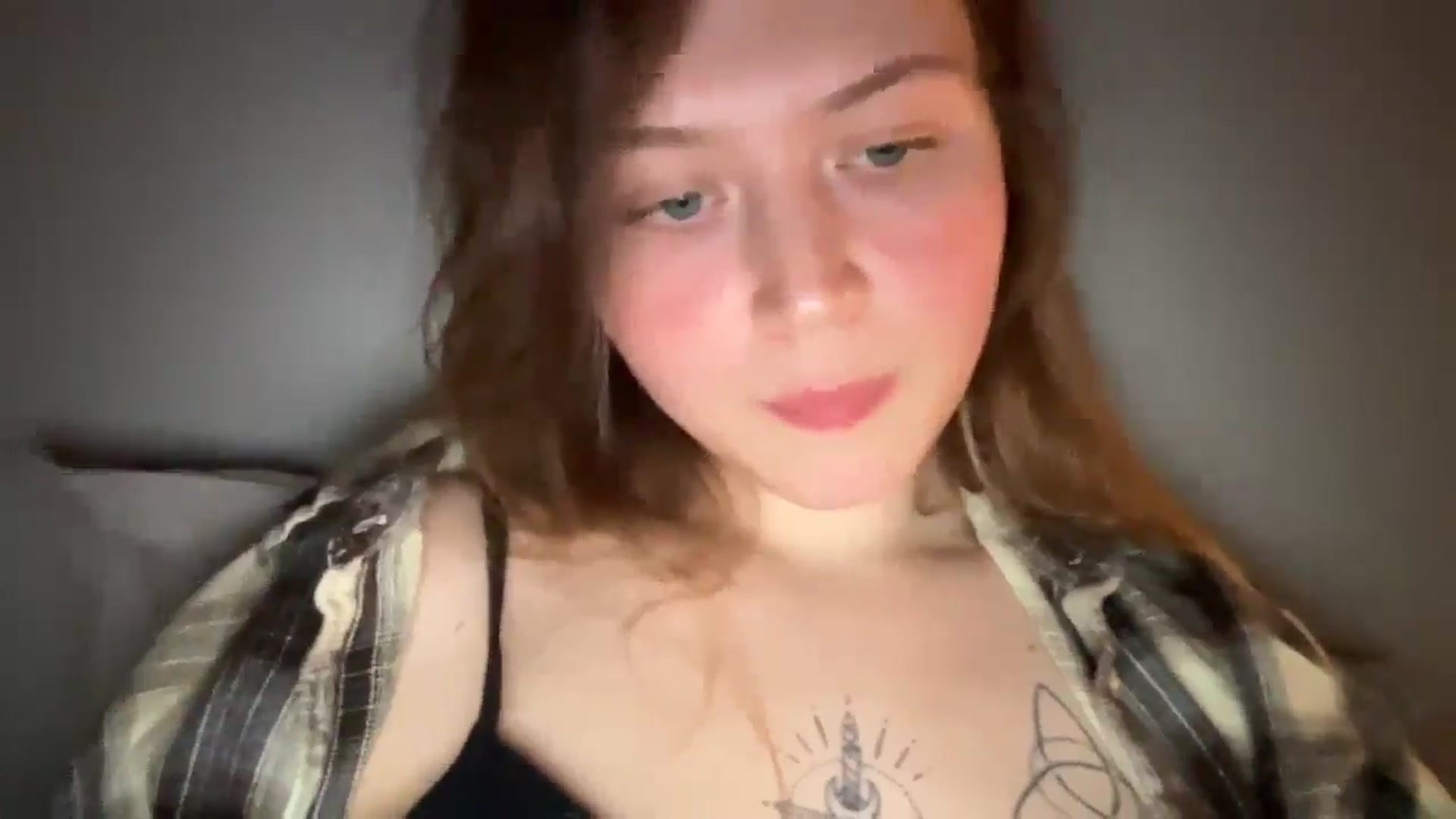 Gallery image thumbnail from BuckwheatLady's myfreecams stream on, 01/11/2026, 21:08 image 2 of 20