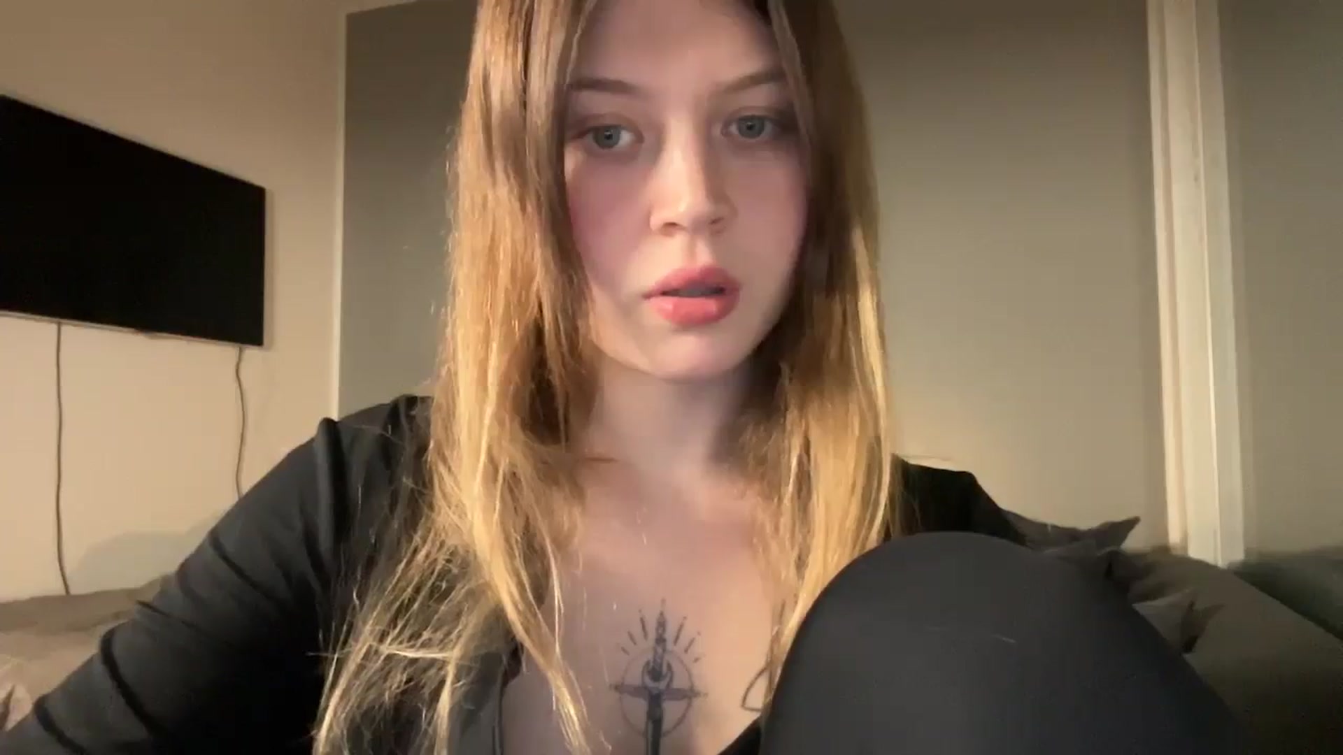 Gallery image thumbnail from BuckwheatLady's myfreecams stream on, 01/12/2026, 19:32 image 12 of 20