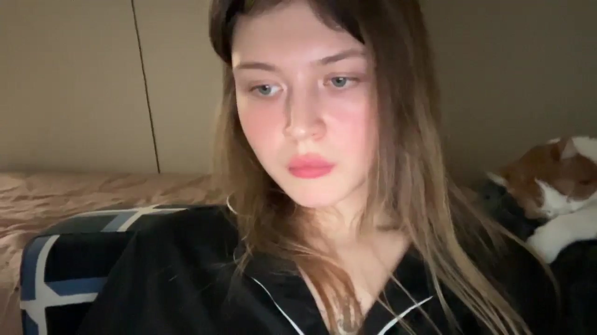 Gallery image thumbnail from BuckwheatLady's myfreecams stream on, 01/18/2026, 19:41 image 11 of 20