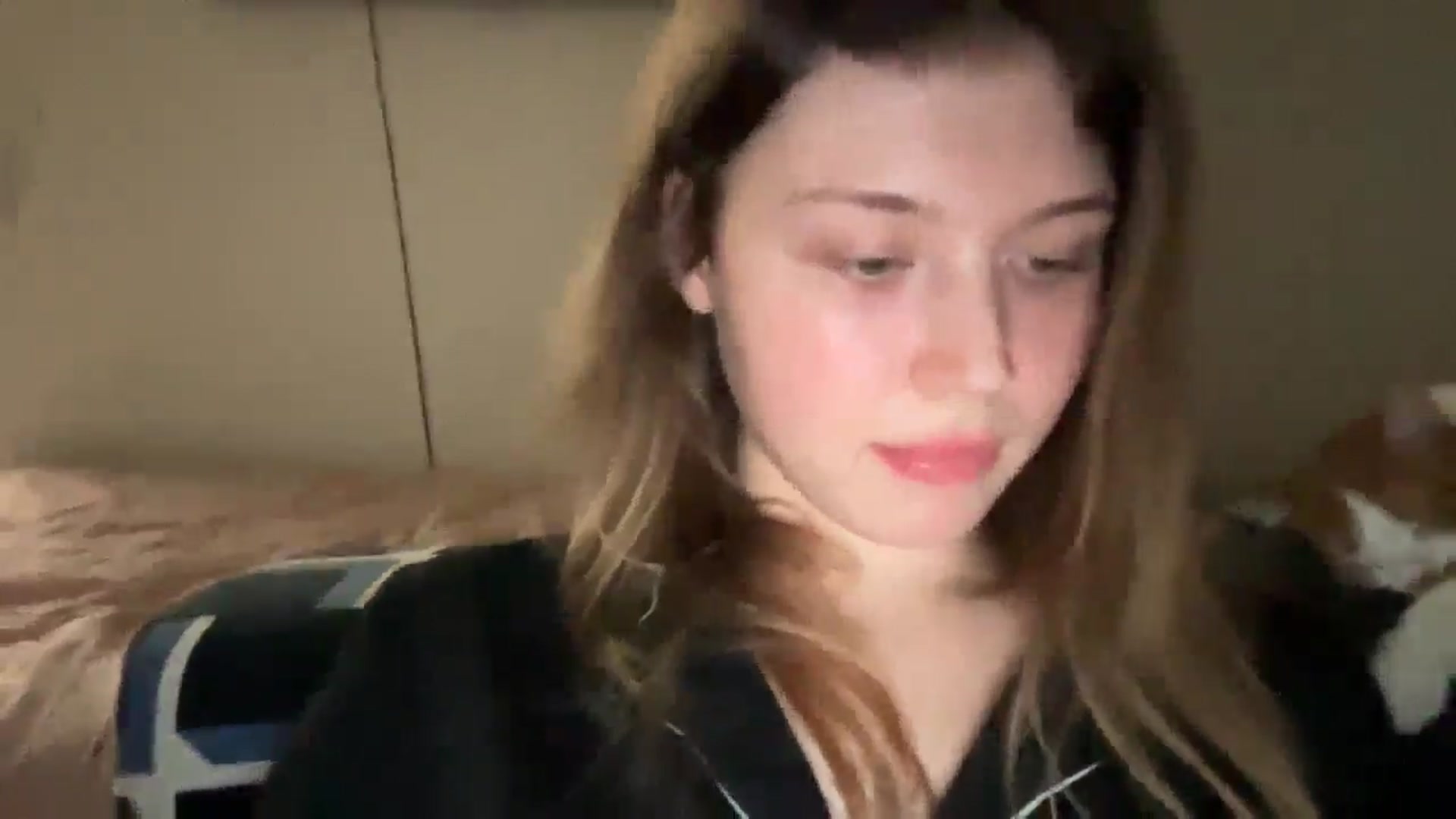 Gallery image thumbnail from BuckwheatLady's myfreecams stream on, 01/18/2026, 19:41 image 9 of 20