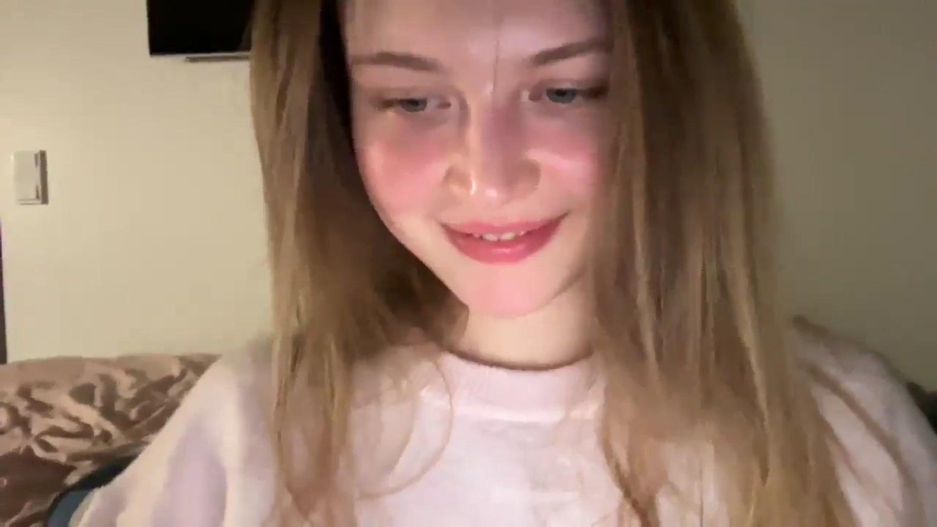 Gallery image thumbnail from BuckwheatLady's myfreecams stream on, 01/20/2026, 17:59 image 15 of 20
