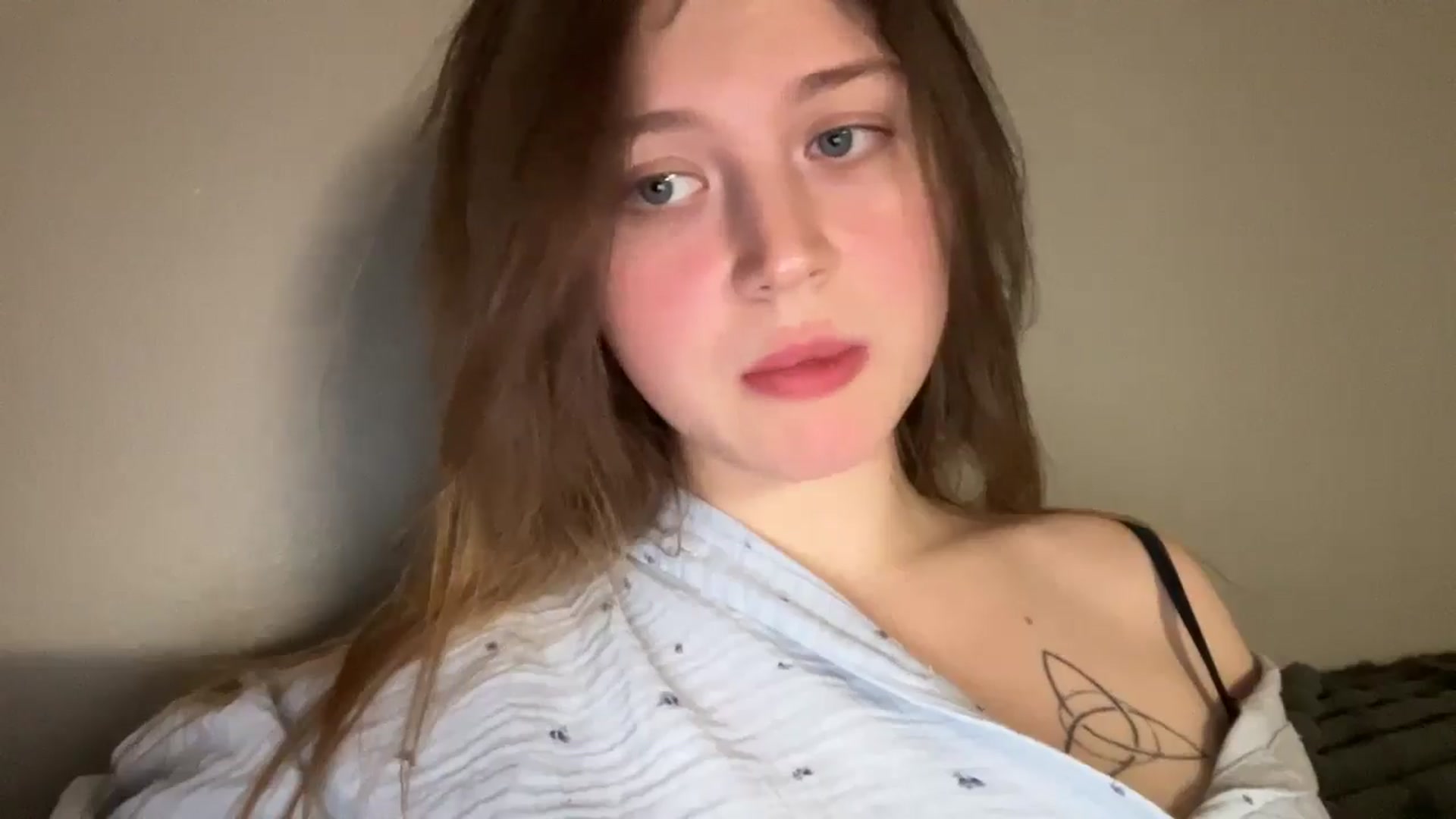 Gallery image thumbnail from BuckwheatLady's myfreecams stream on, 01/22/2026, 21:02 image 13 of 20