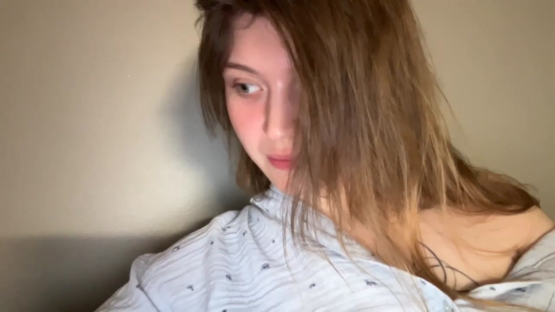 Gallery image thumbnail from BuckwheatLady's myfreecams stream on, 01/22/2026, 21:02 image 7 of 20
